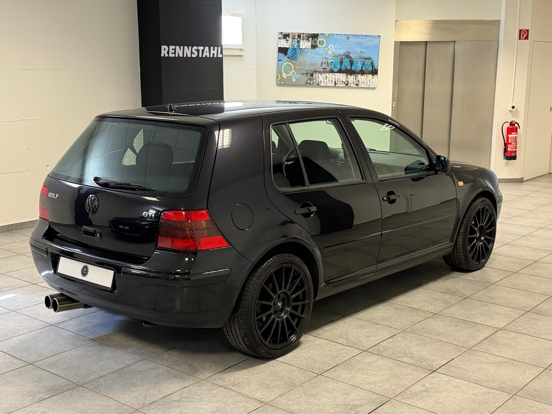 VW Golf 1.8 T GTI-image-5