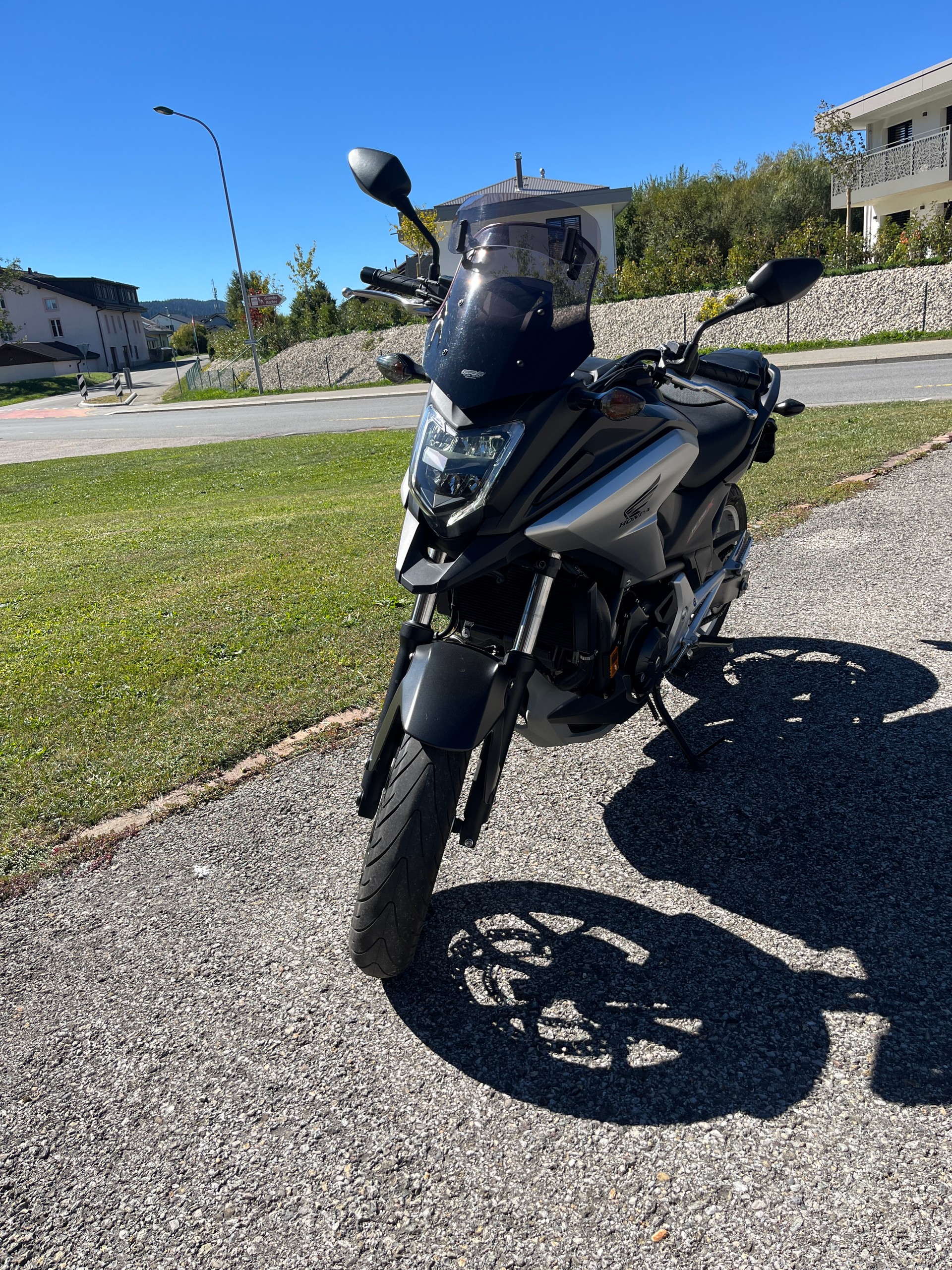 HONDA NC 750 XA ABS-image-1
