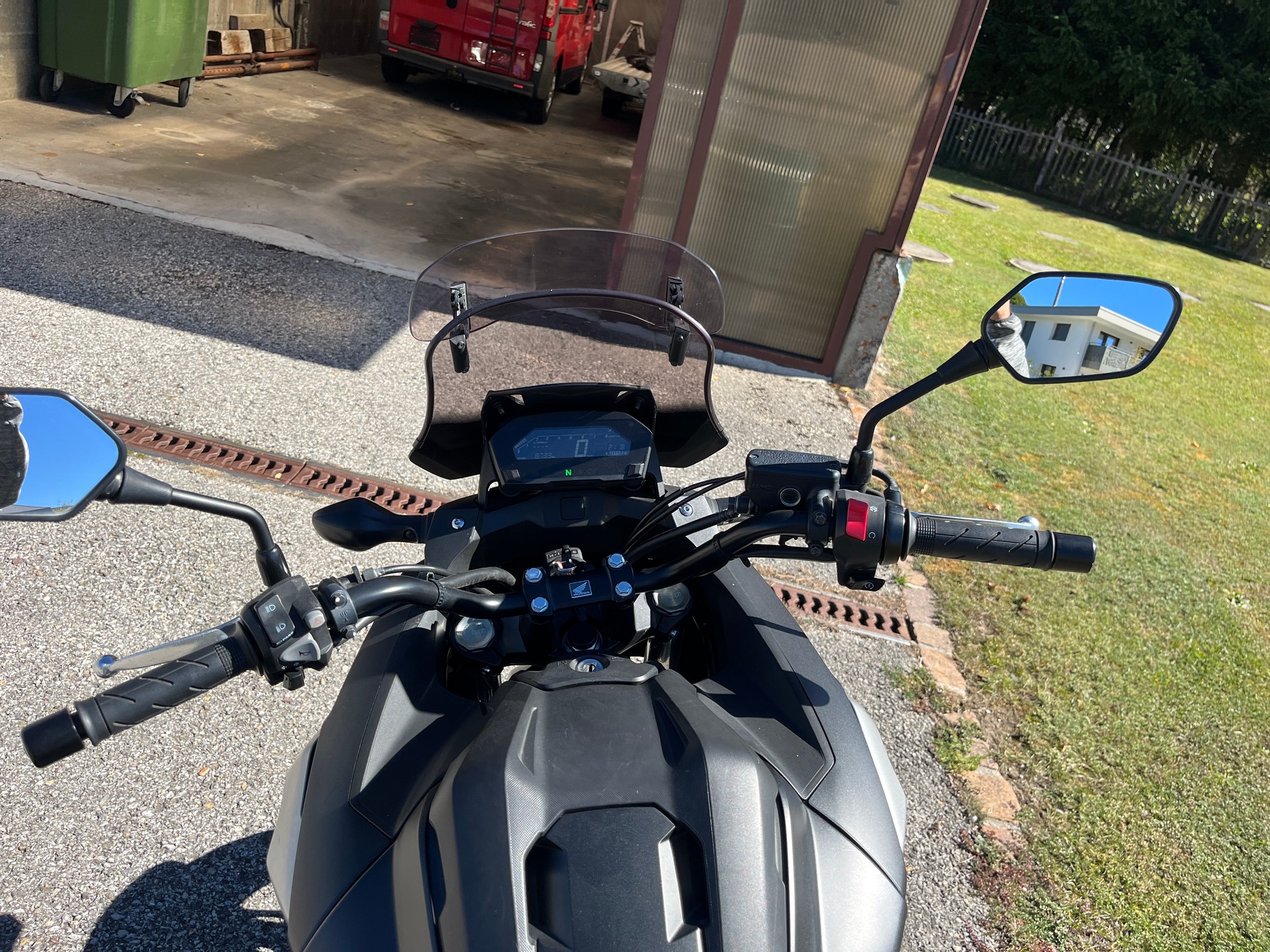 HONDA NC 750 XA ABS-image-3