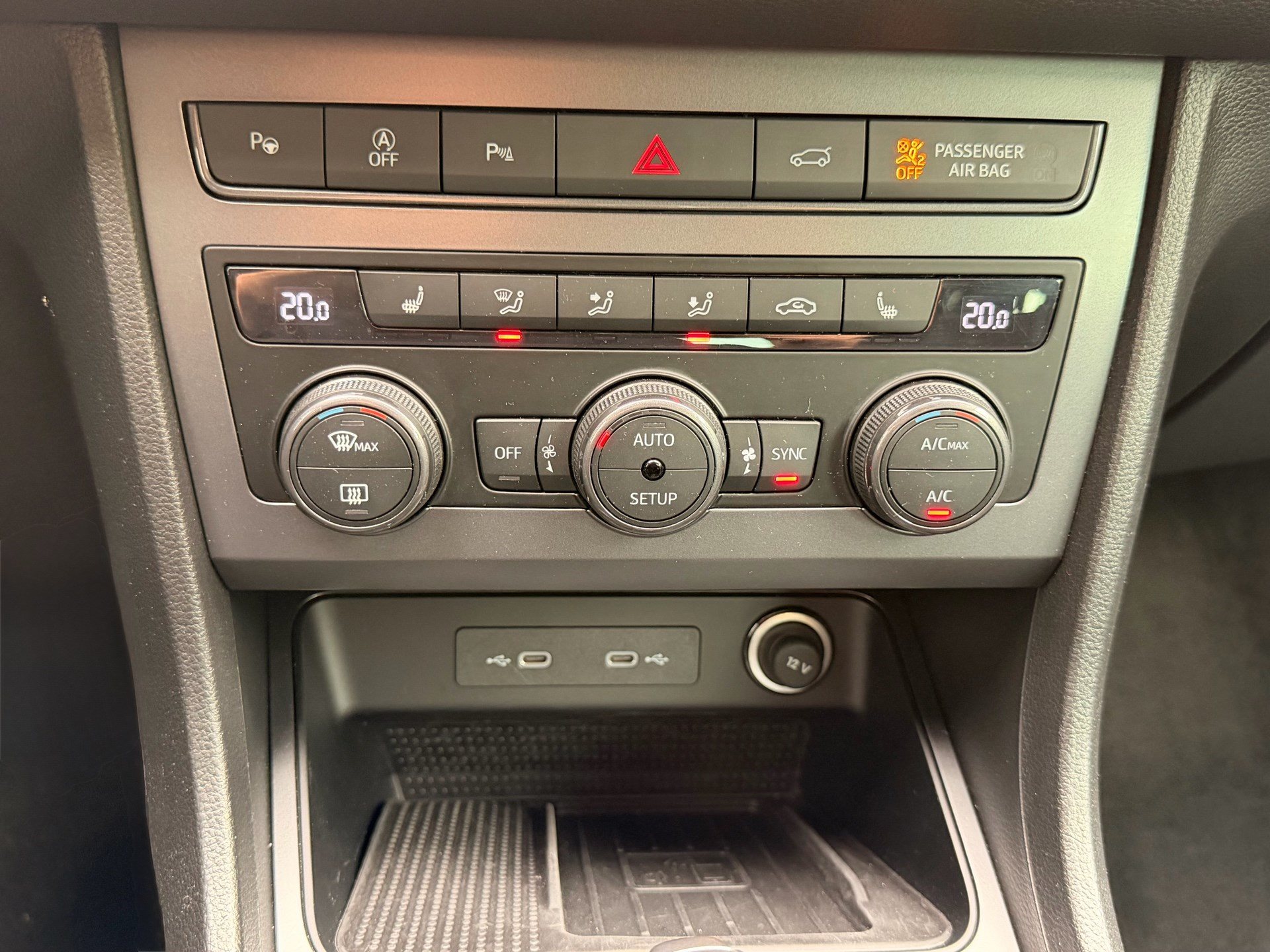 CUPRA Ateca 1.5 TSI ***ANHÄNGERKUPPLUNG SCHWENKBAR***-image-22