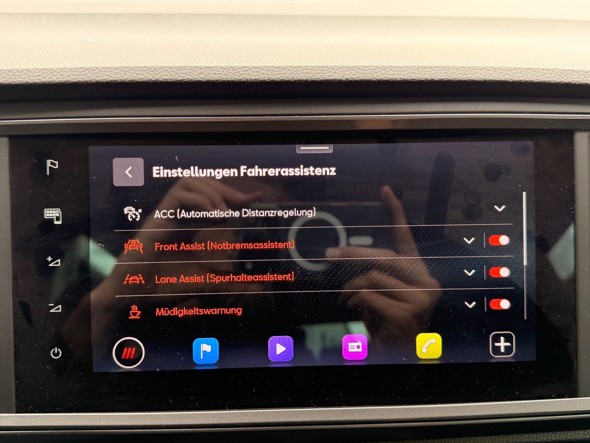 CUPRA Ateca 1.5 TSI ***ANHÄNGERKUPPLUNG SCHWENKBAR***-image-14