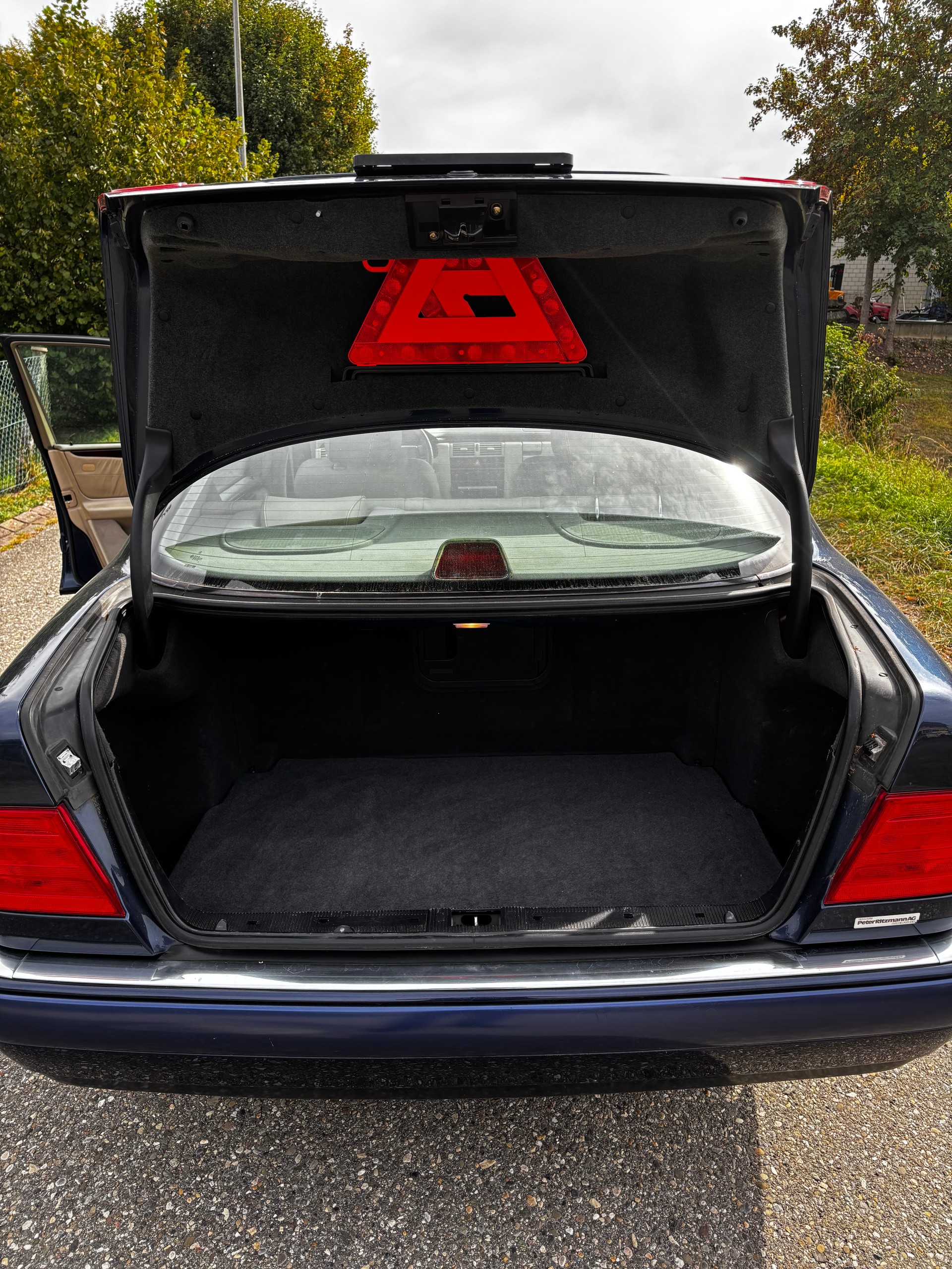 MERCEDES-BENZ E 320 Elégance Automatic-image-14