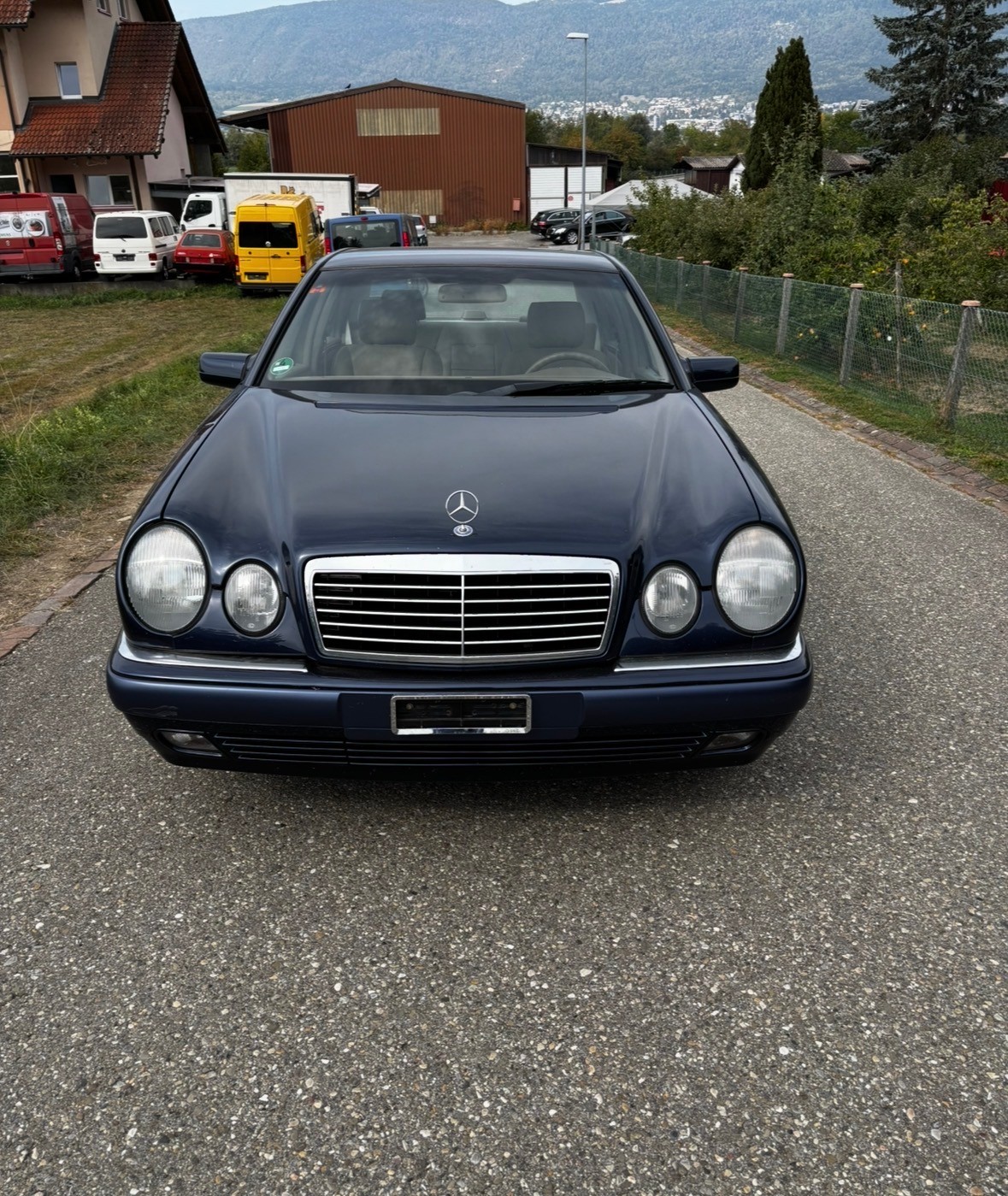 MERCEDES-BENZ E 320 Elégance Automatic-image-7