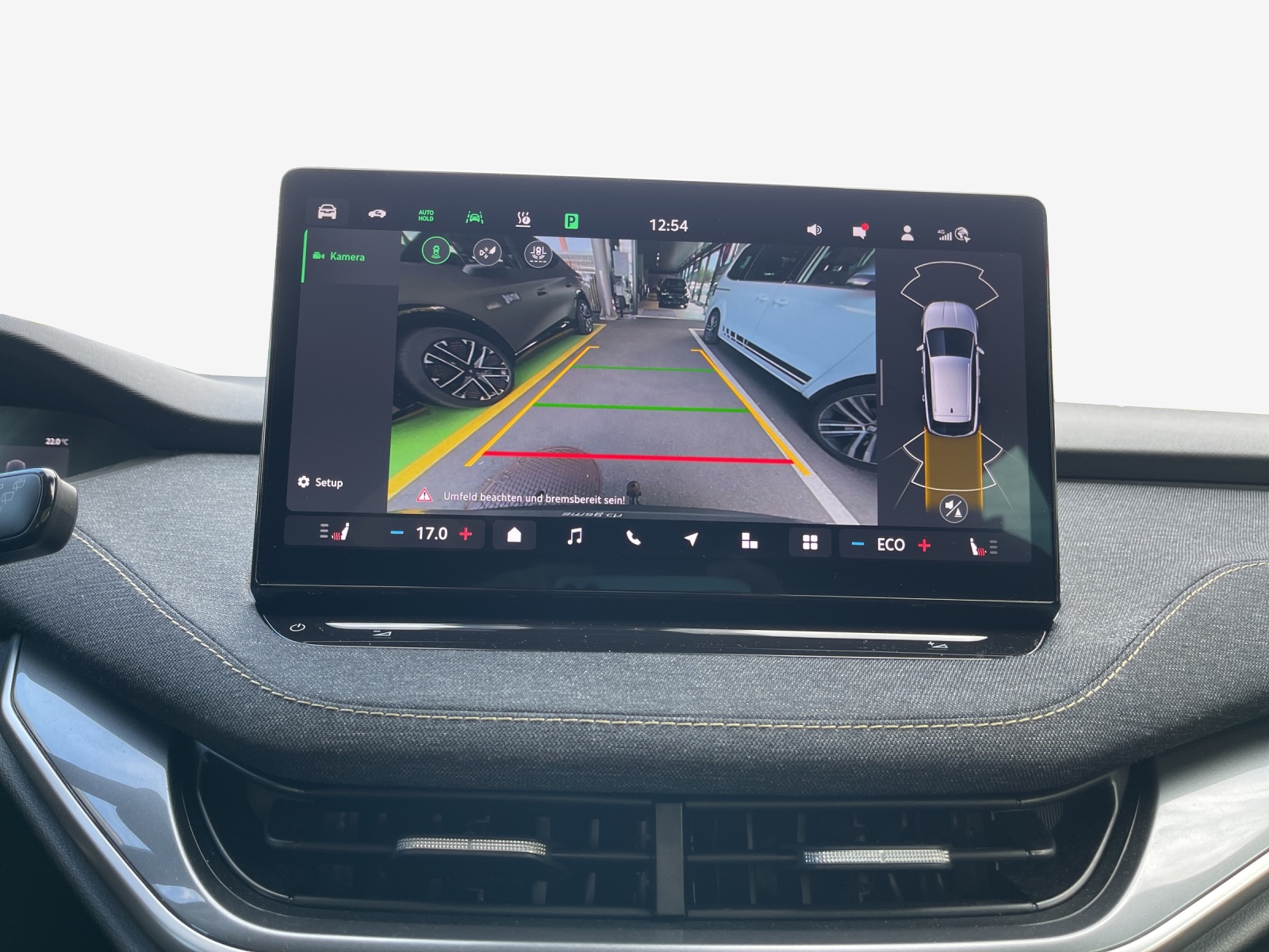 SKODA Elroq 85-image-15