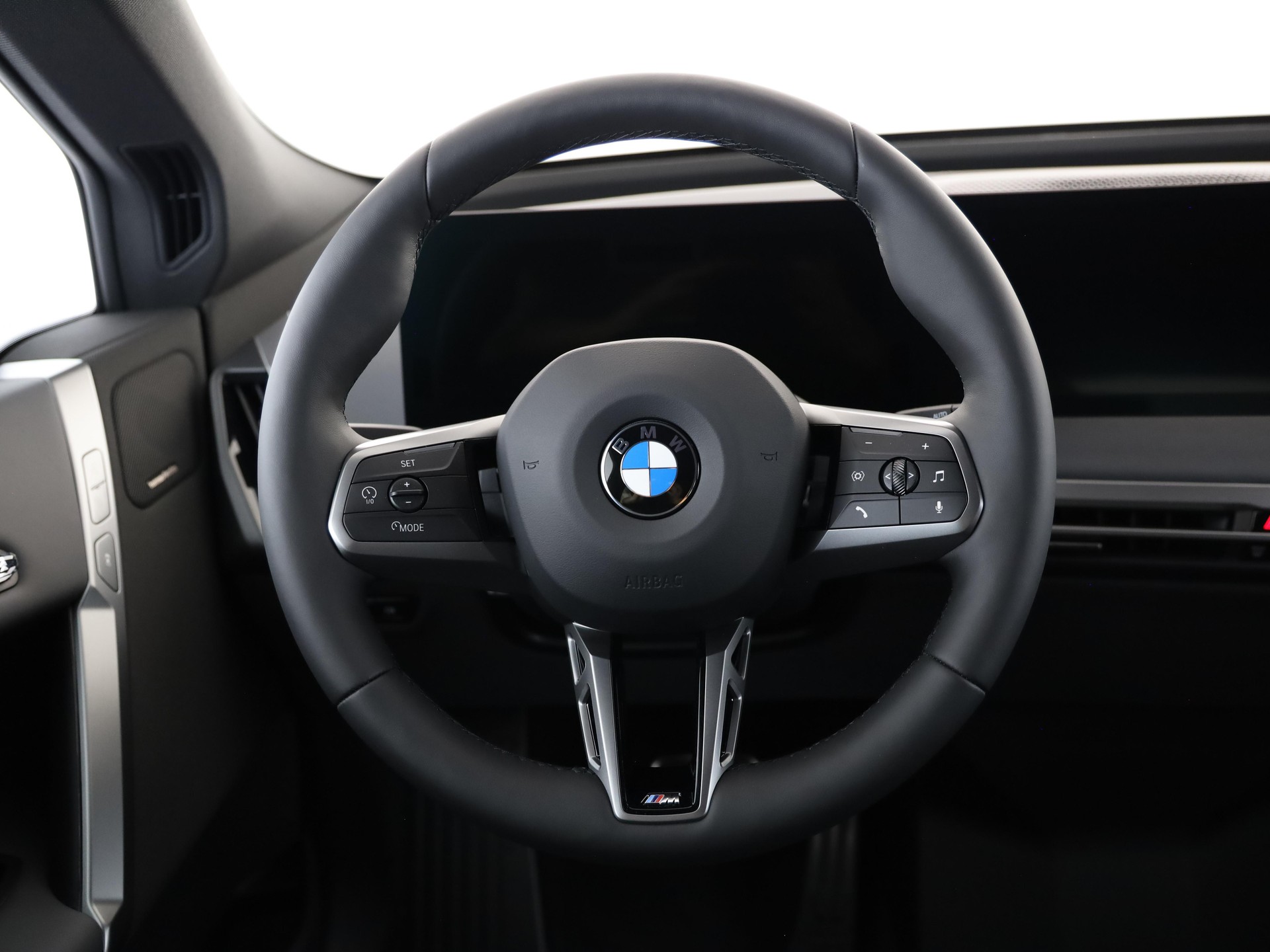 BMW iX I20 xDrive60-image-19