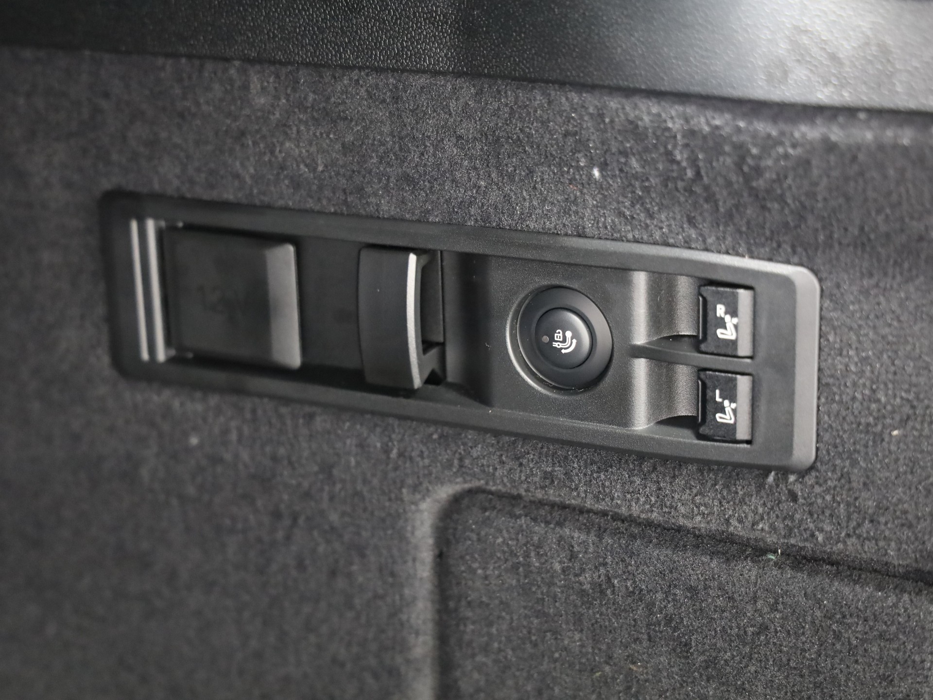BMW iX I20 xDrive60-image-11