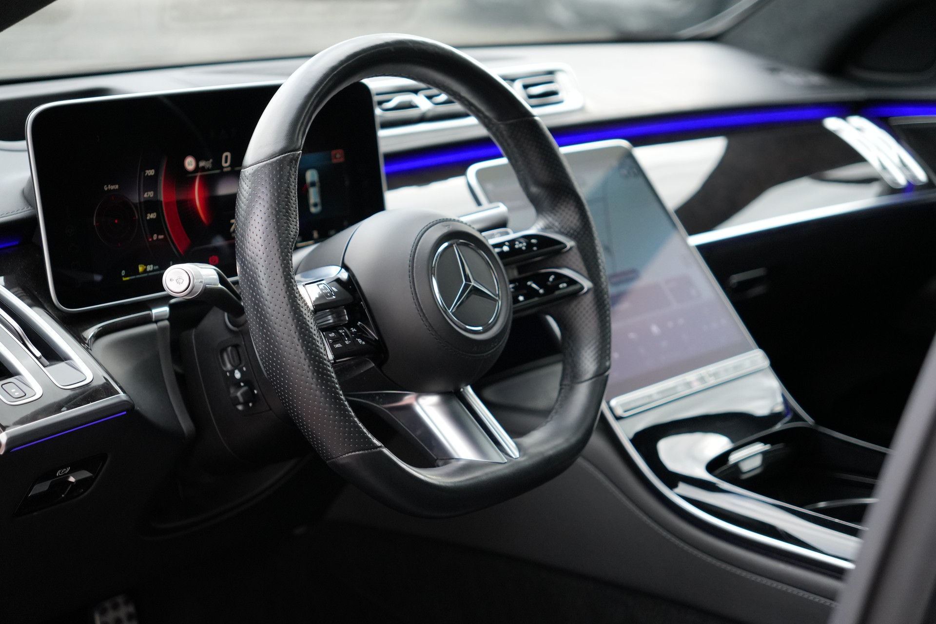 MERCEDES-BENZ S 400 d 4Matic AMG Line 9G-Tronic (CH)-image-17