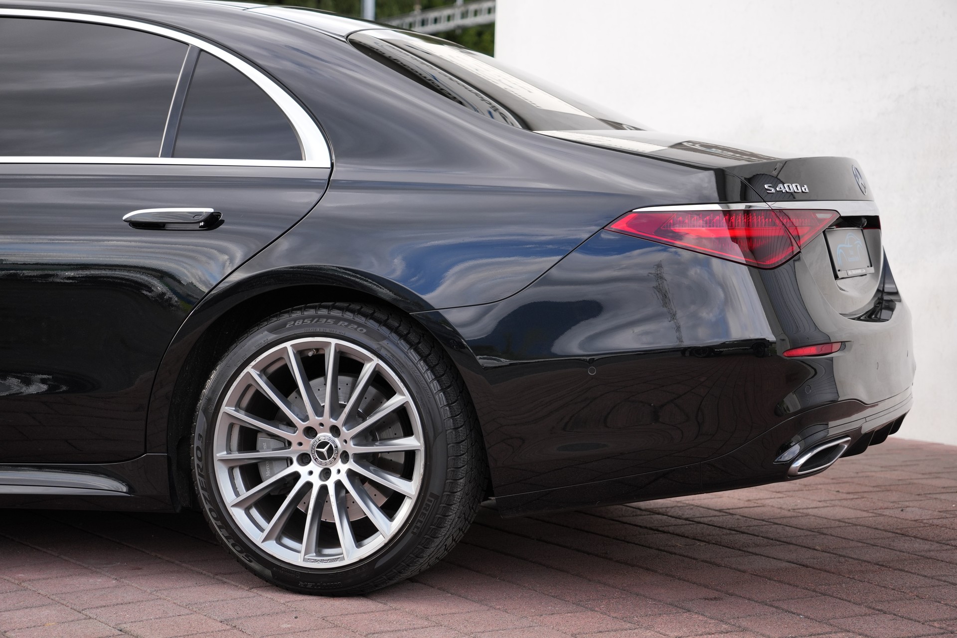 MERCEDES-BENZ S 400 d 4Matic AMG Line 9G-Tronic (CH)-showroom-element-2