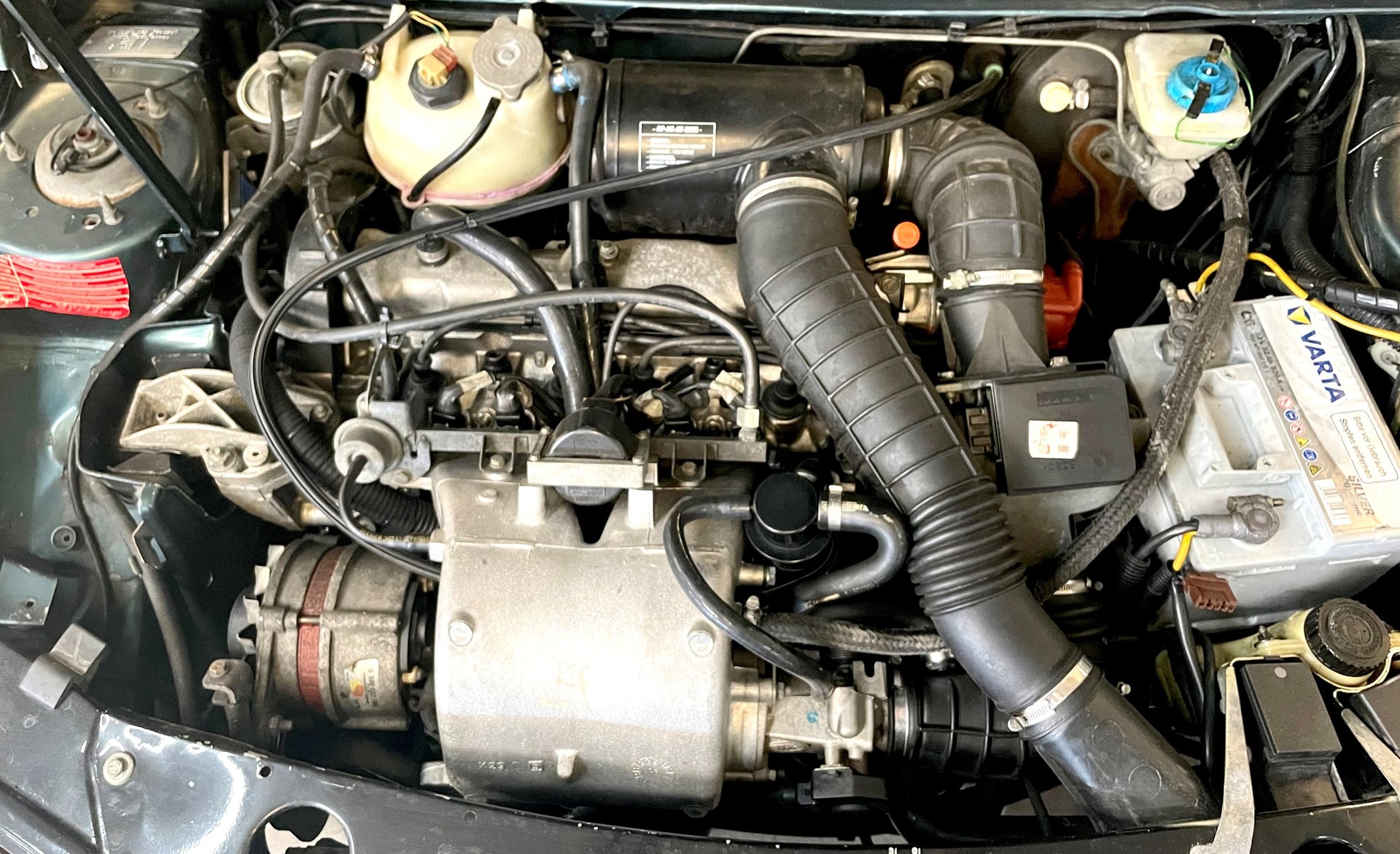 PEUGEOT 205 1.9 CTi-image-14