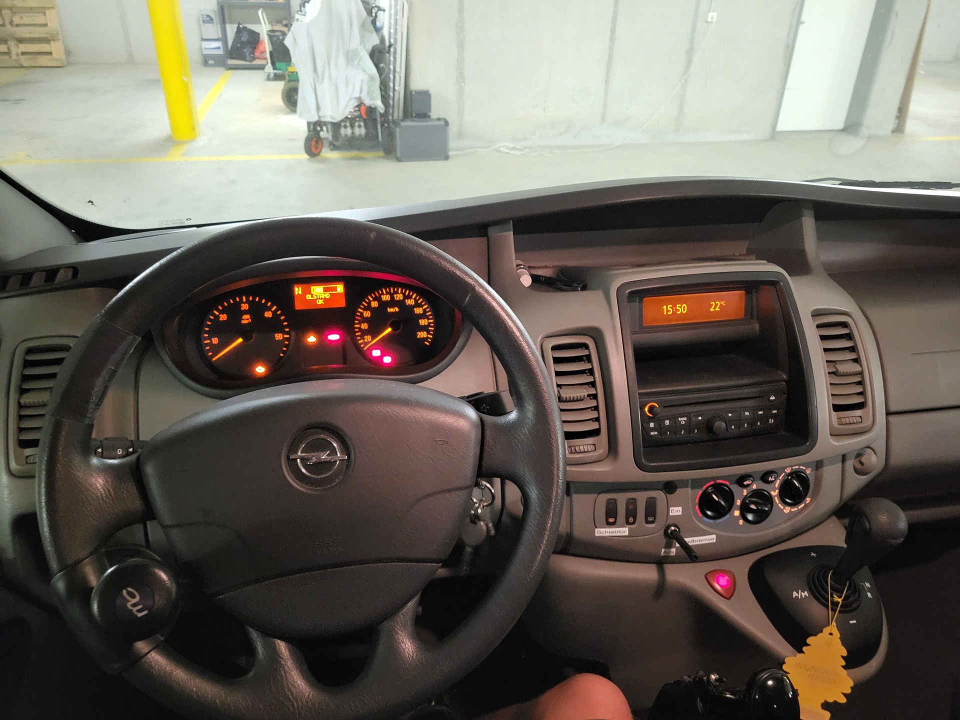 OPEL VIVARO 2.0CDTI-image-4