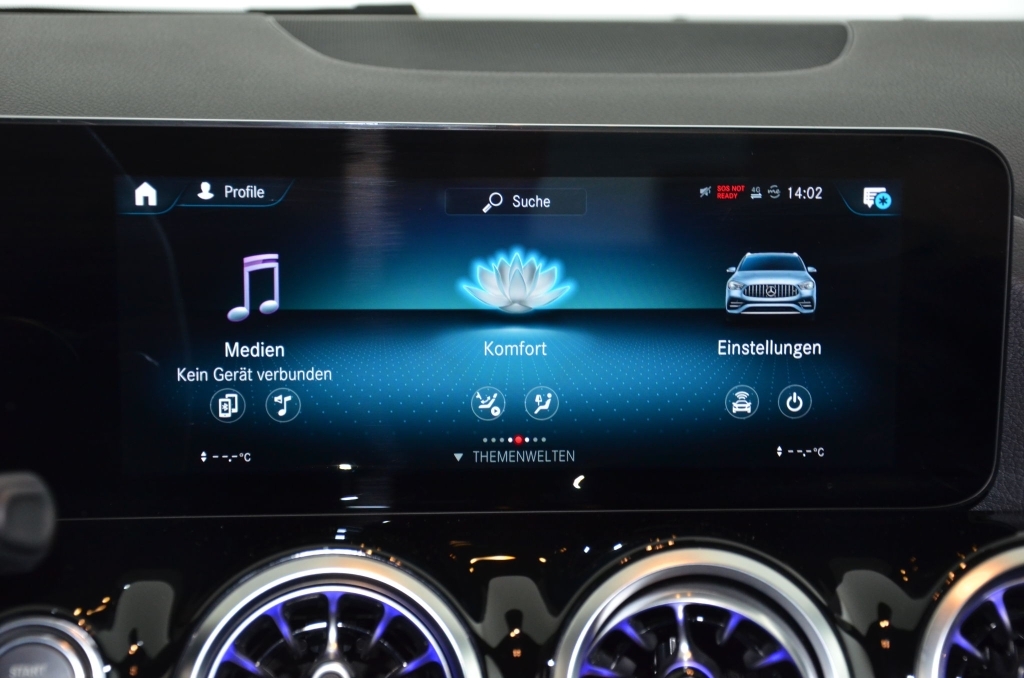 MERCEDES-BENZ GLA 45 S AMG 4Matic+-image-17