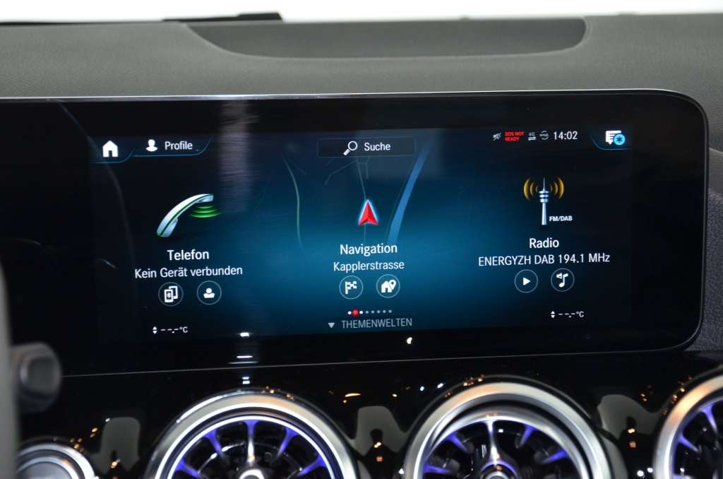 MERCEDES-BENZ GLA 45 S AMG 4Matic+-image-16