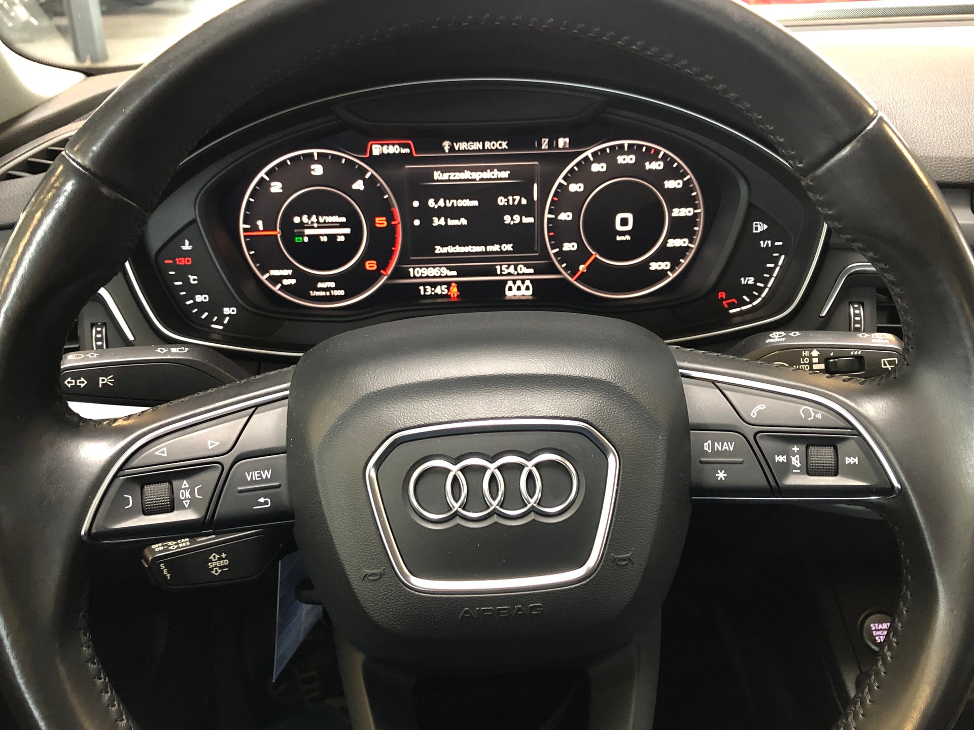 AUDI A4 Avant 2.0 TDI-image-28
