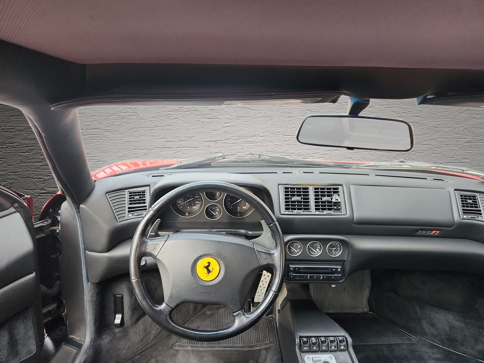 FERRARI F355 Berlinetta-image-5