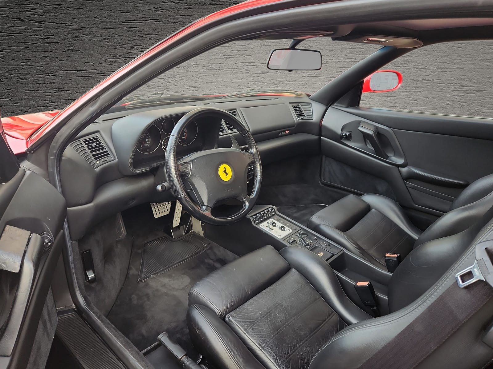 FERRARI F355 Berlinetta-image-6