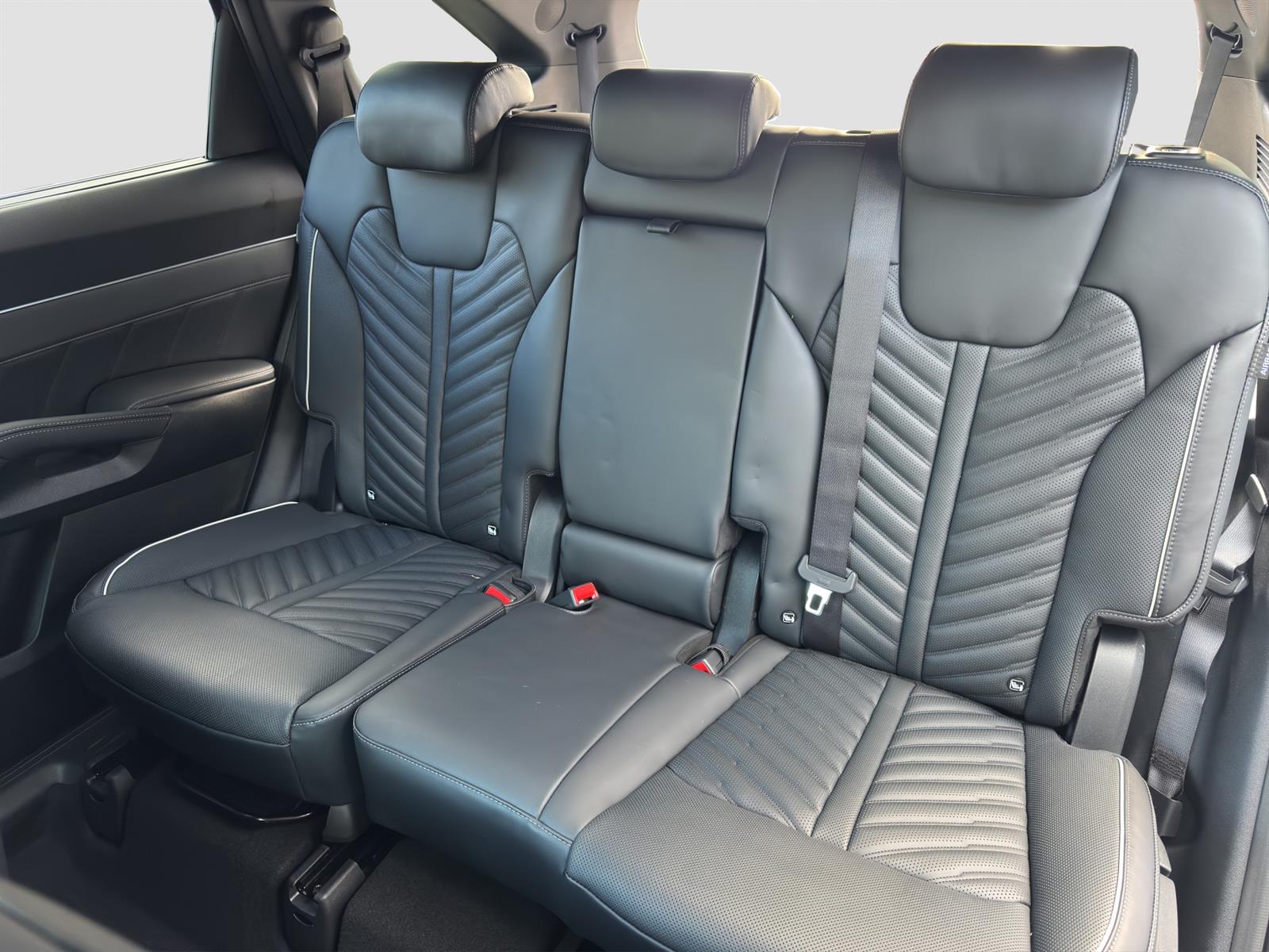 KIA Sorento 2.2 SmartD Style 7P-image-5