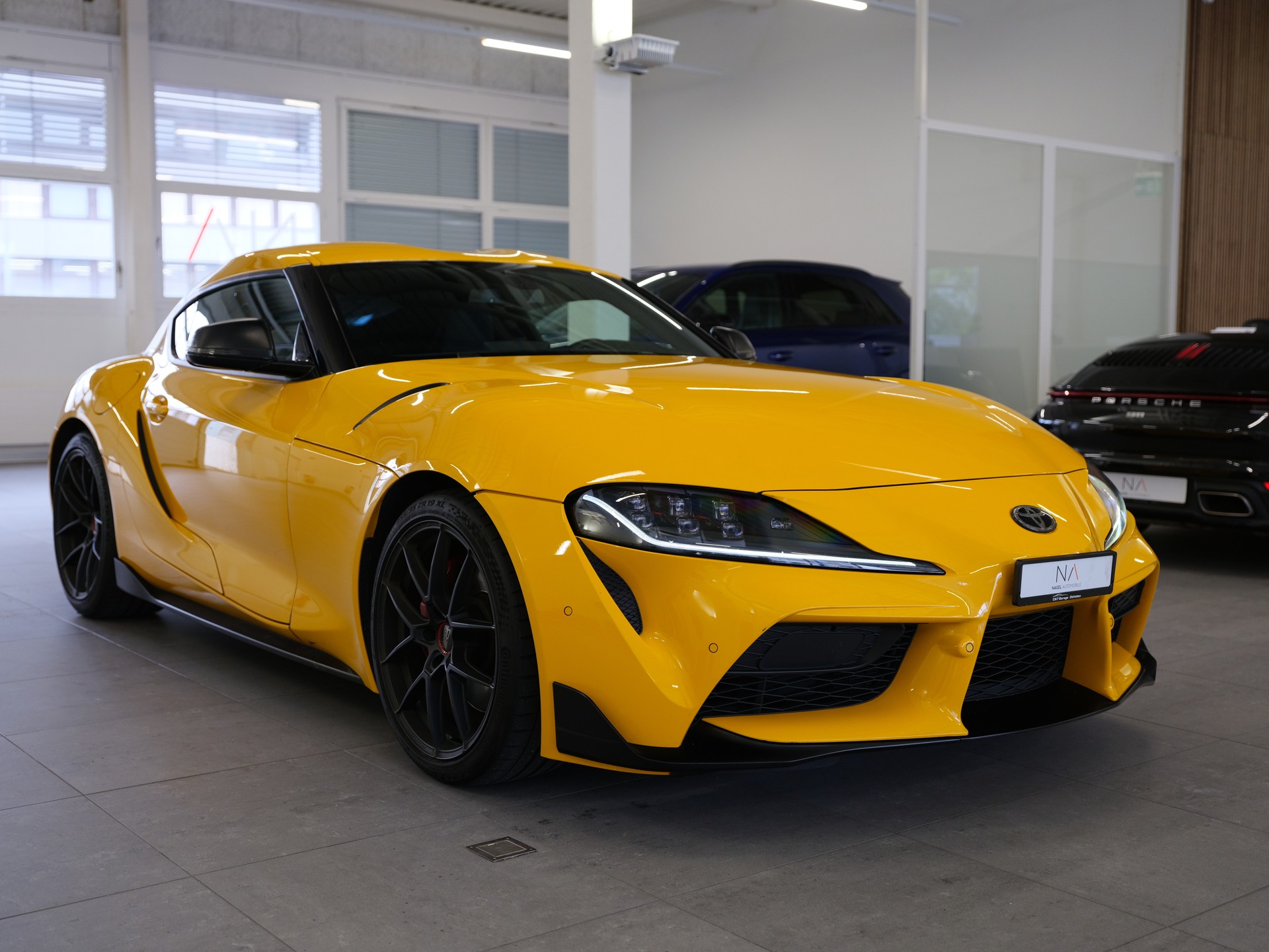 TOYOTA Supra GR 3.0i Turbo Premium Automat 8-showroom-element-1