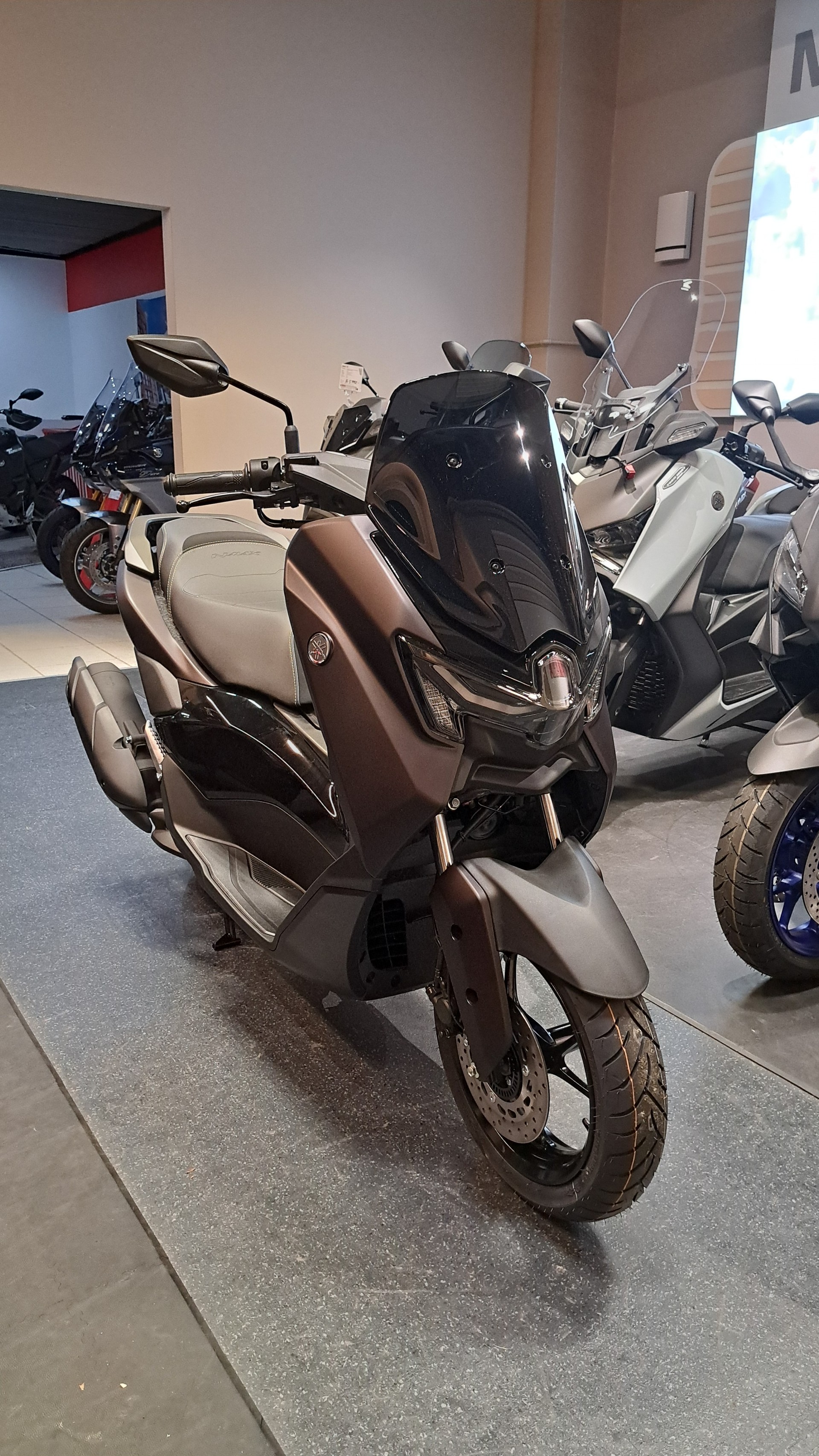 YAMAHA N-Max GPD 125 Tech Max-image-0