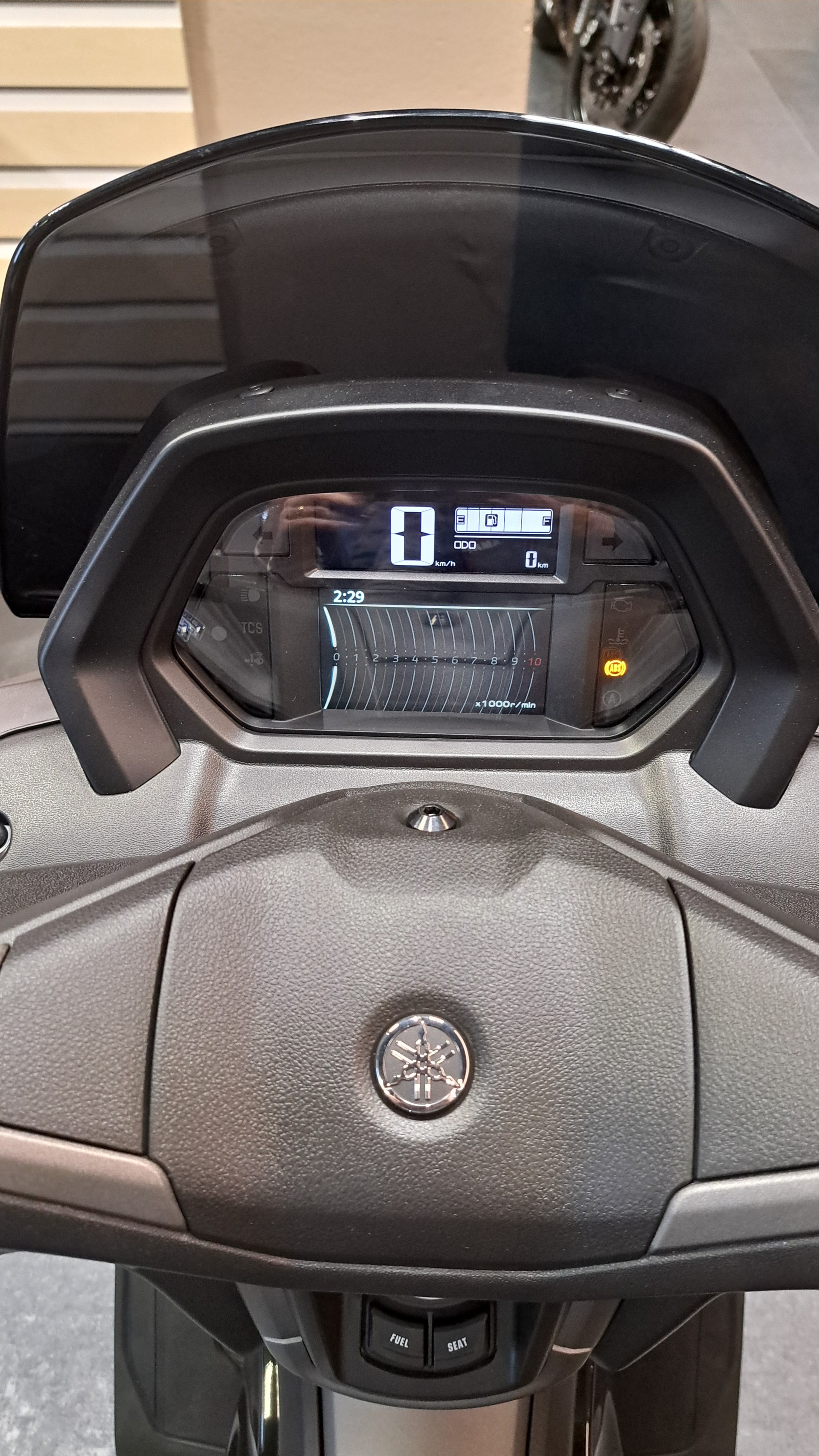 YAMAHA N-Max GPD 125 Tech Max-image-4