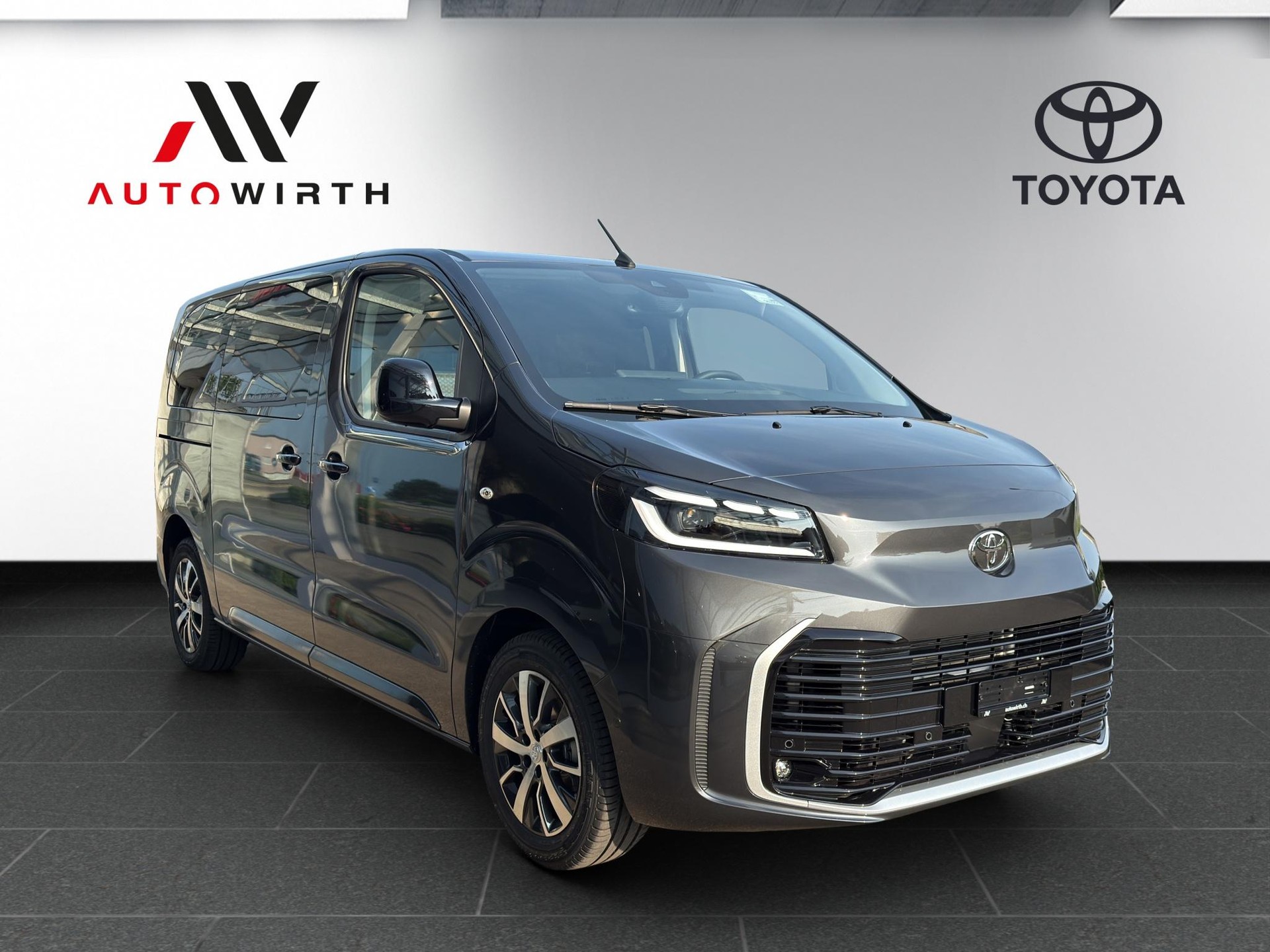 TOYOTA PROACE Verso L1 2.0 D Trend 8-Seater-image-2