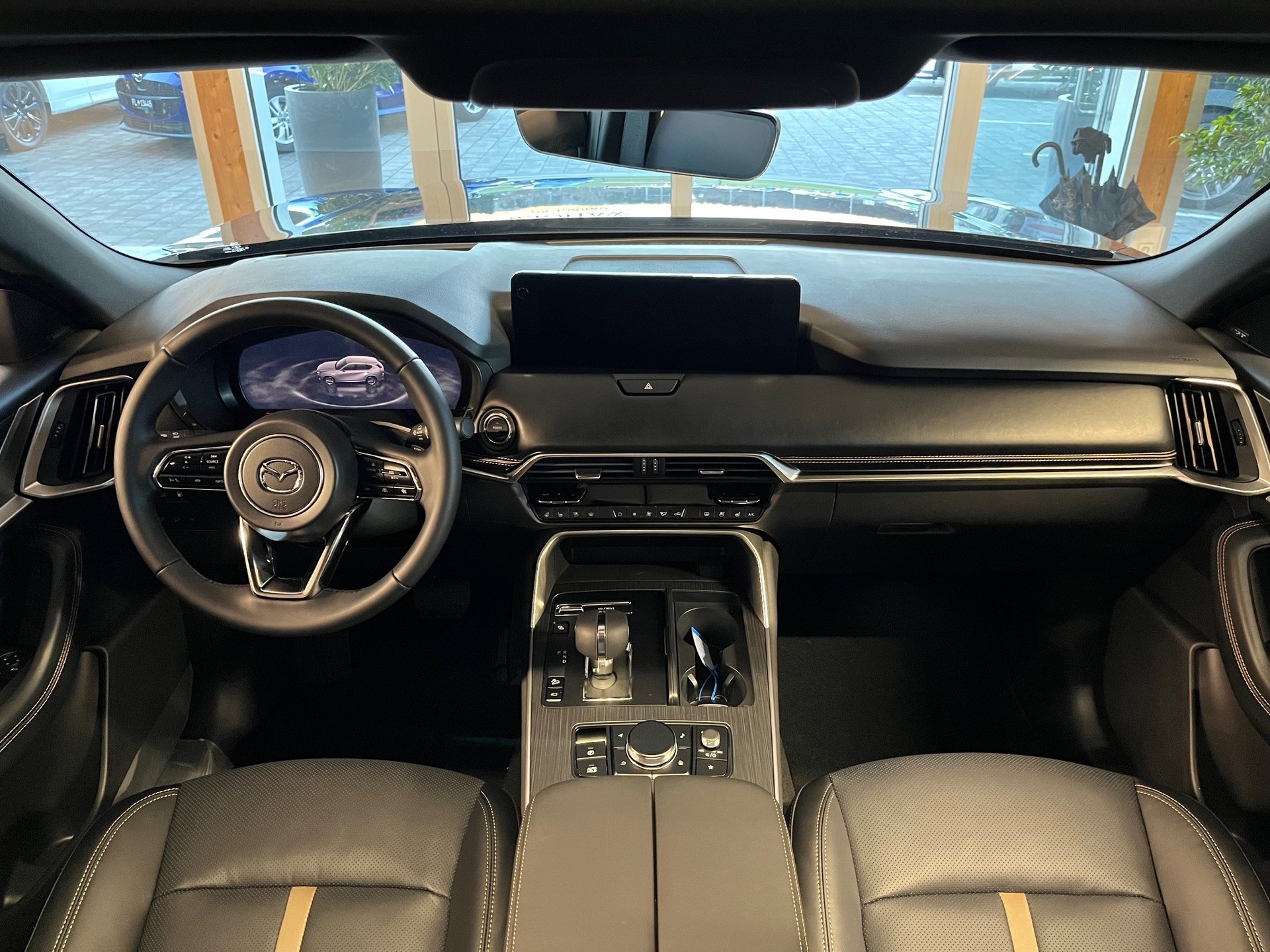MAZDA CX-60 e-Skyactiv PHEV 327 AWD Homura Plus-image-9