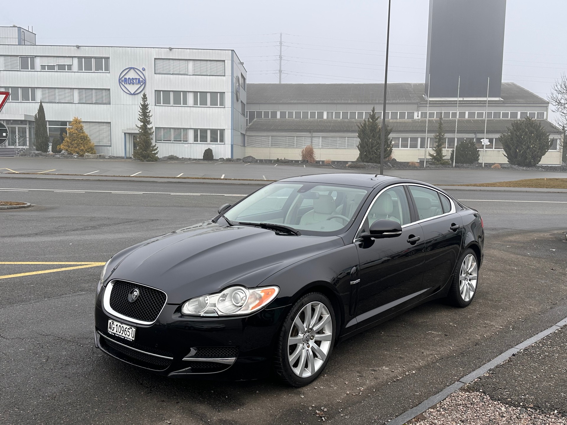 JAGUAR XF 3.0d S V6 Premium Luxury-image-2
