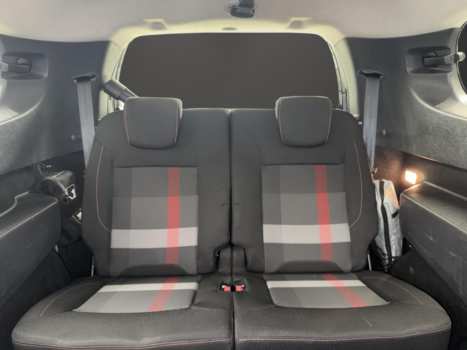 DACIA Lodgy 1.6 Stepway 7PL-image-10