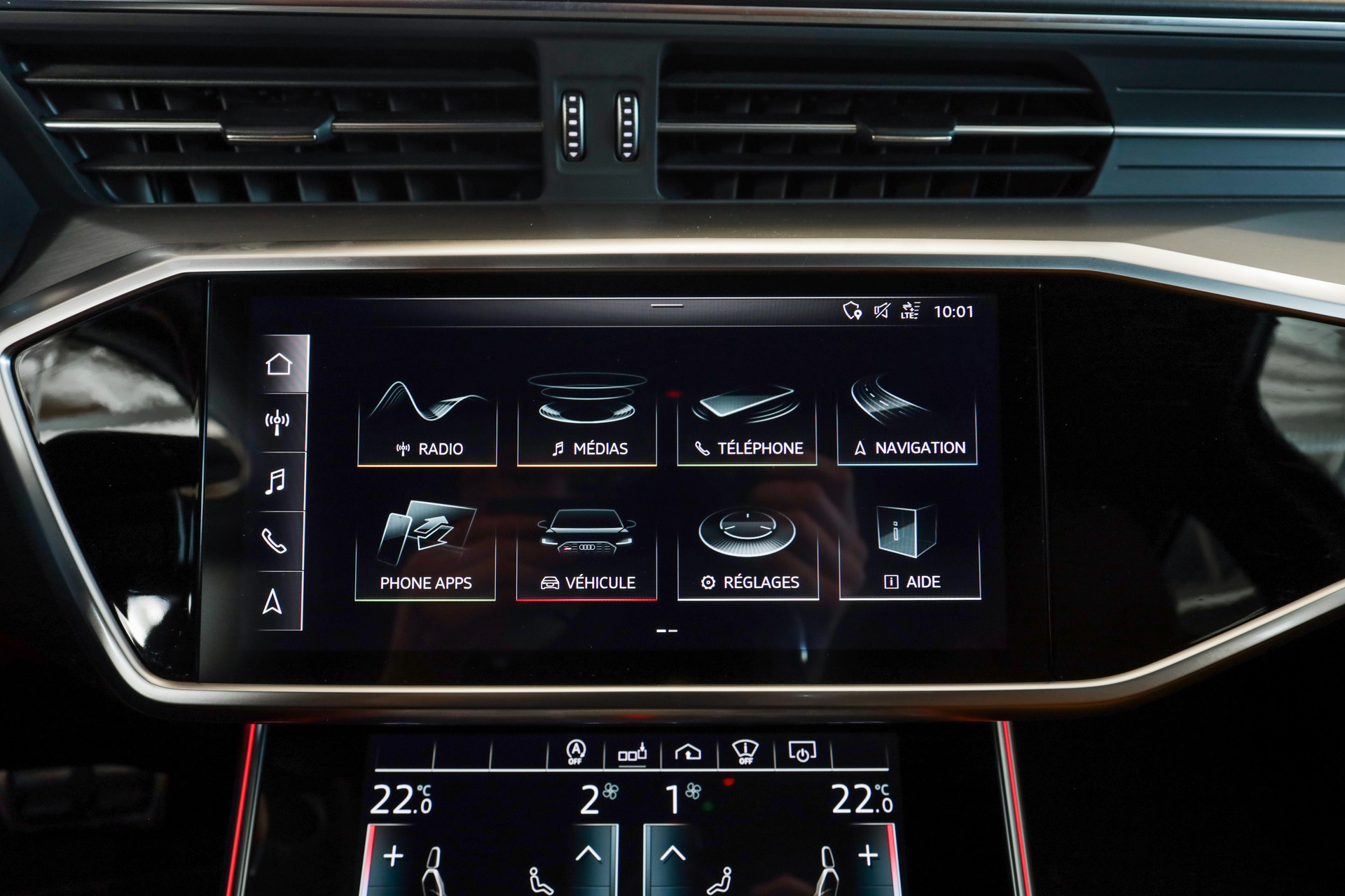 AUDI RS6 Avant 4.0 TFSI V8 quattro-image-15