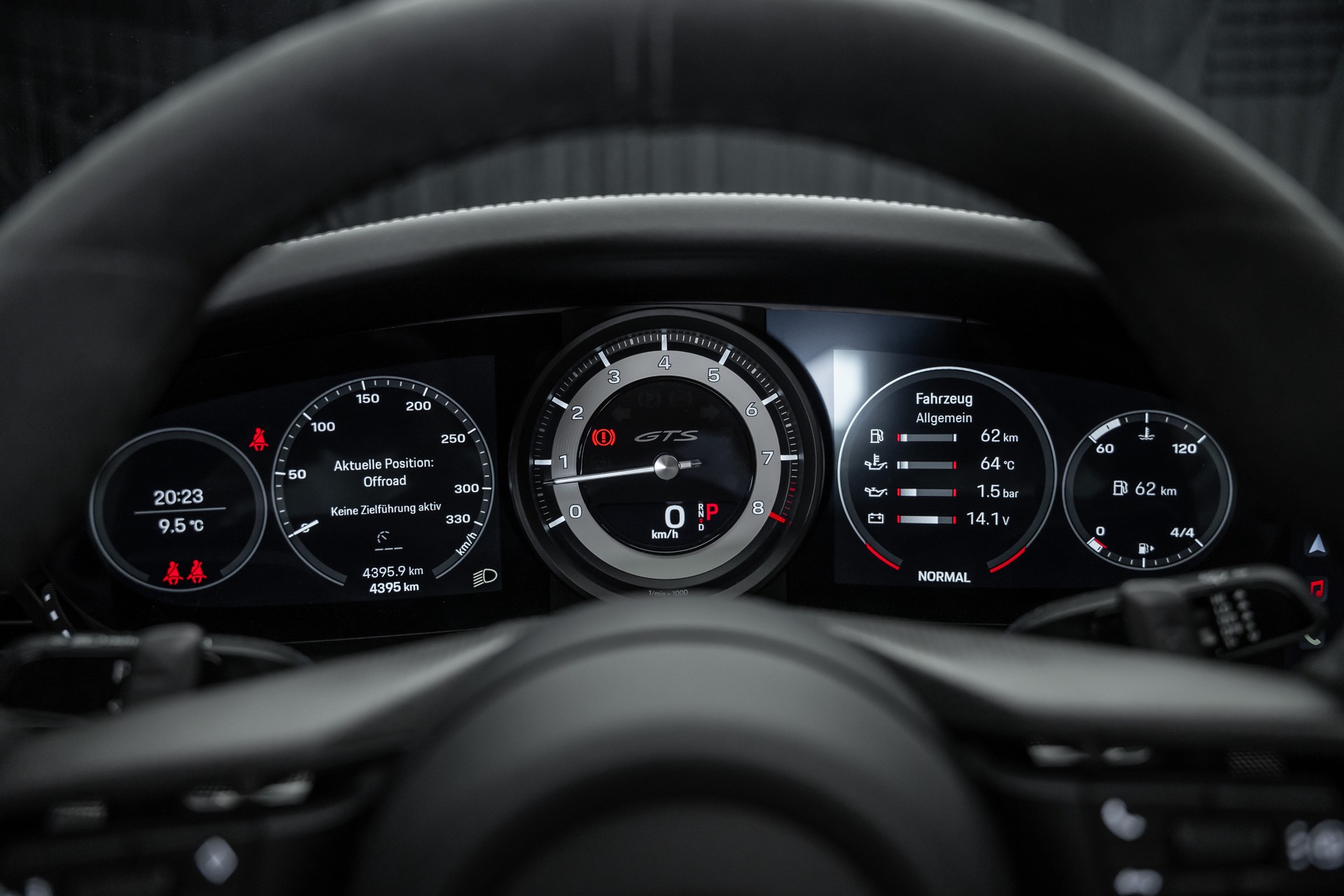 PORSCHE 911 Carrera 4 GTS PDK-image-24