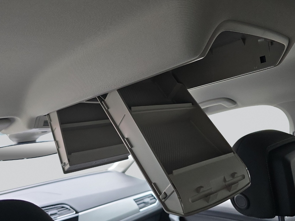 VW Touran 1.5 TSI Comfortline R-Line 7-Plätzer DSG-image-25