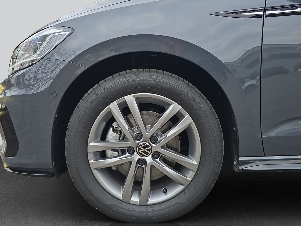 VW Touran 1.5 TSI Comfortline R-Line 7-Plätzer DSG-image-16