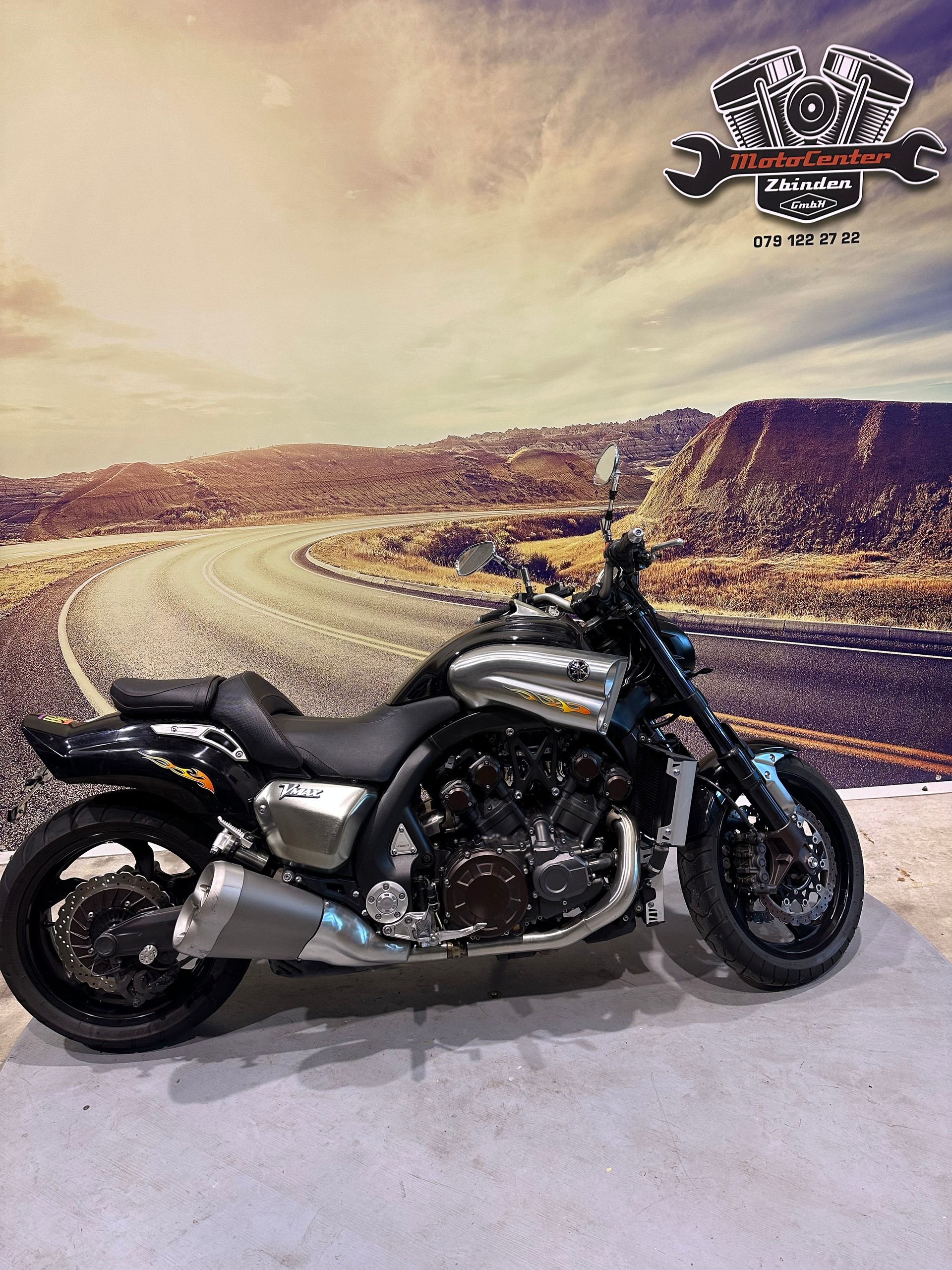 YAMAHA V-MAX-image-0
