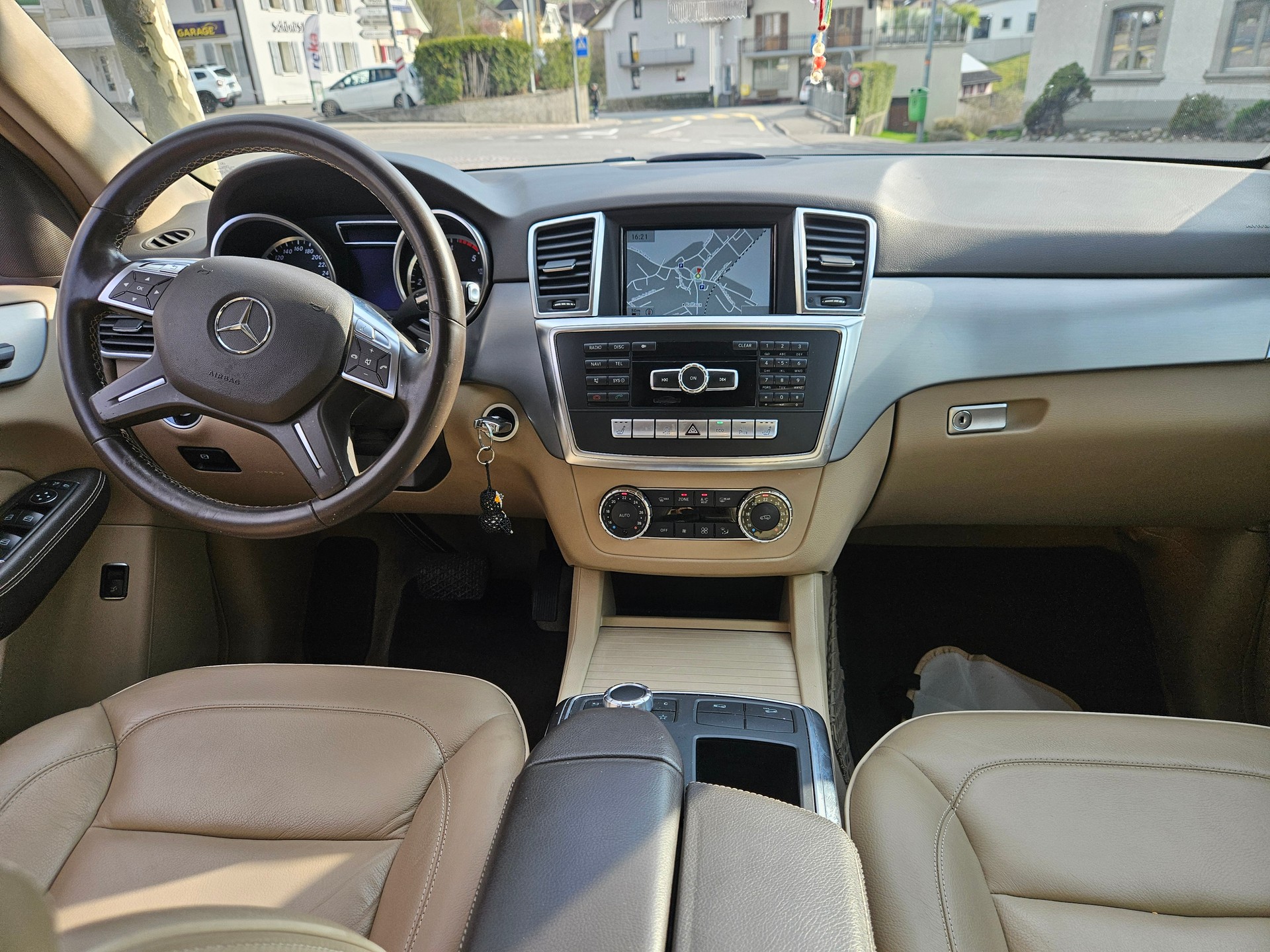 MERCEDES-BENZ ML 350 BlueTEC Executive 4Matic 7G-Tronic-image-4