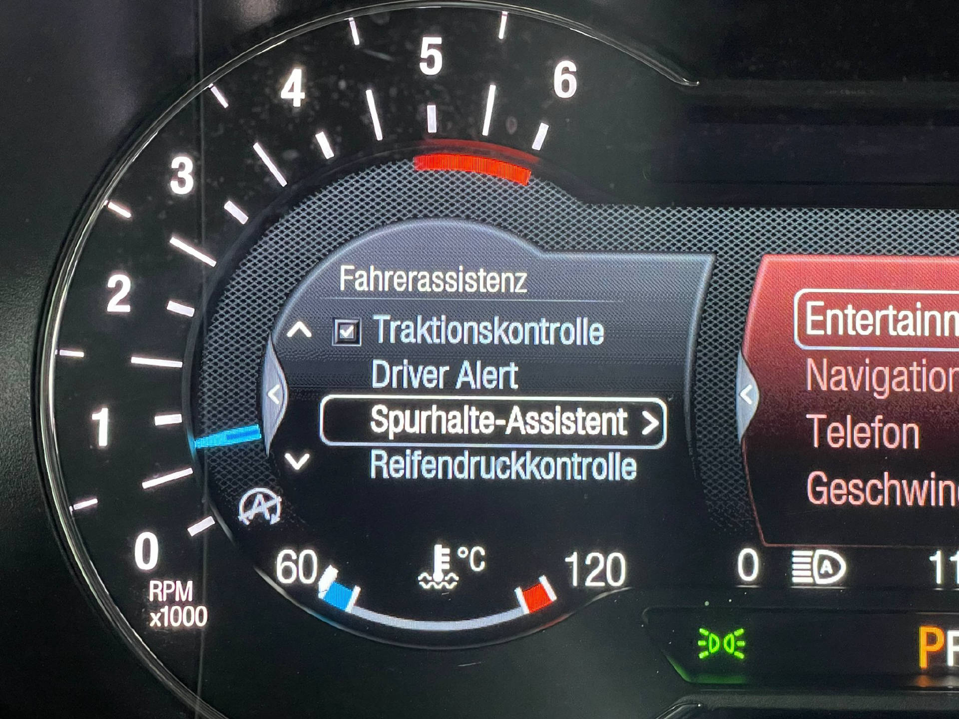 FORD S-Max 2.0 TDCi 190 Titanium-image-9