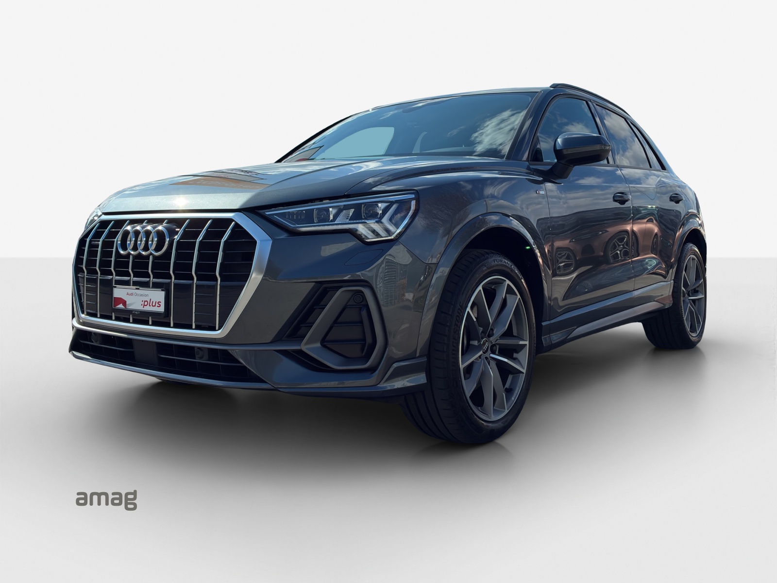 AUDI Q3 40 TDI S line Attraction quattro S-tronic