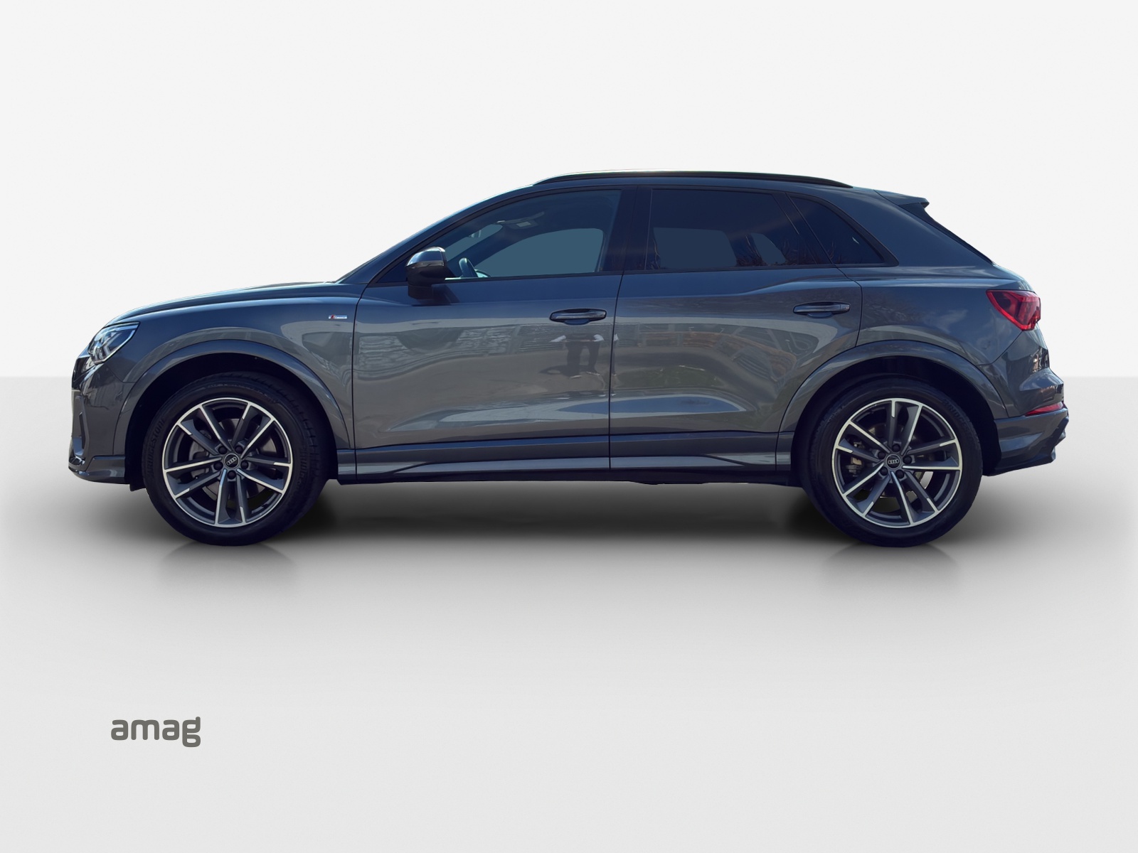 AUDI Q3 40 TDI S line Attraction quattro S-tronic-showroom-element-1