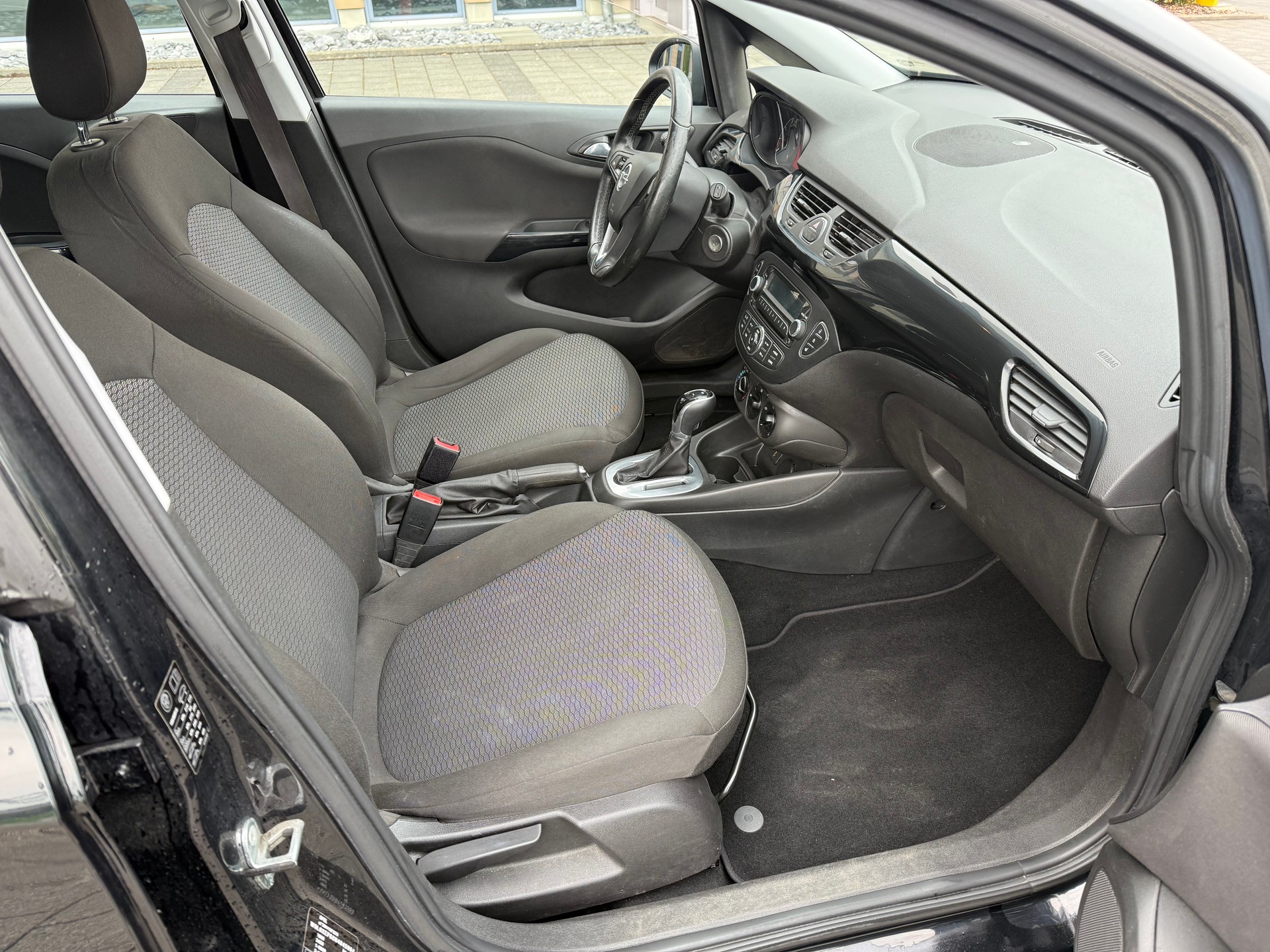 OPEL Corsa 1.4 TP Cosmo Automatic-image-6