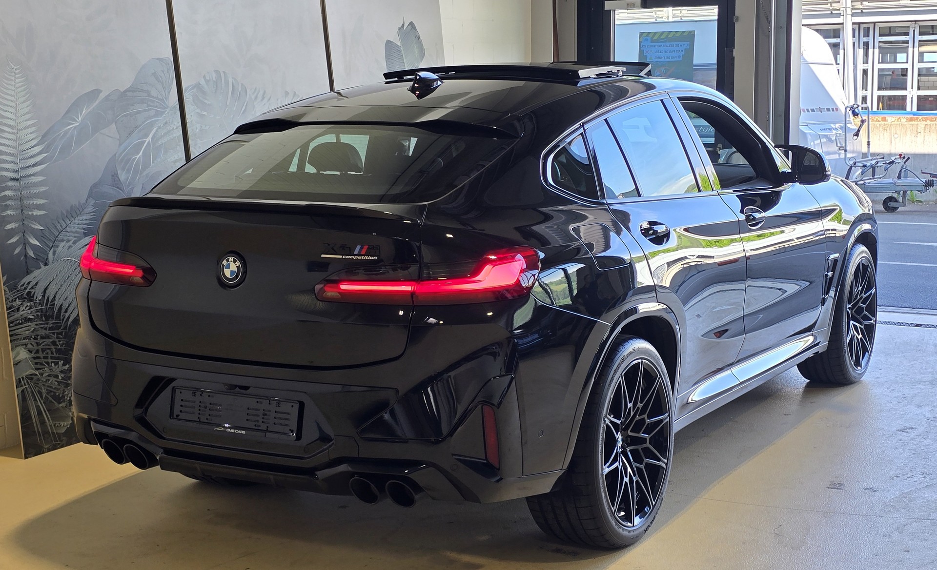 BMW X4M xDrive M Competition Steptronic-image-5