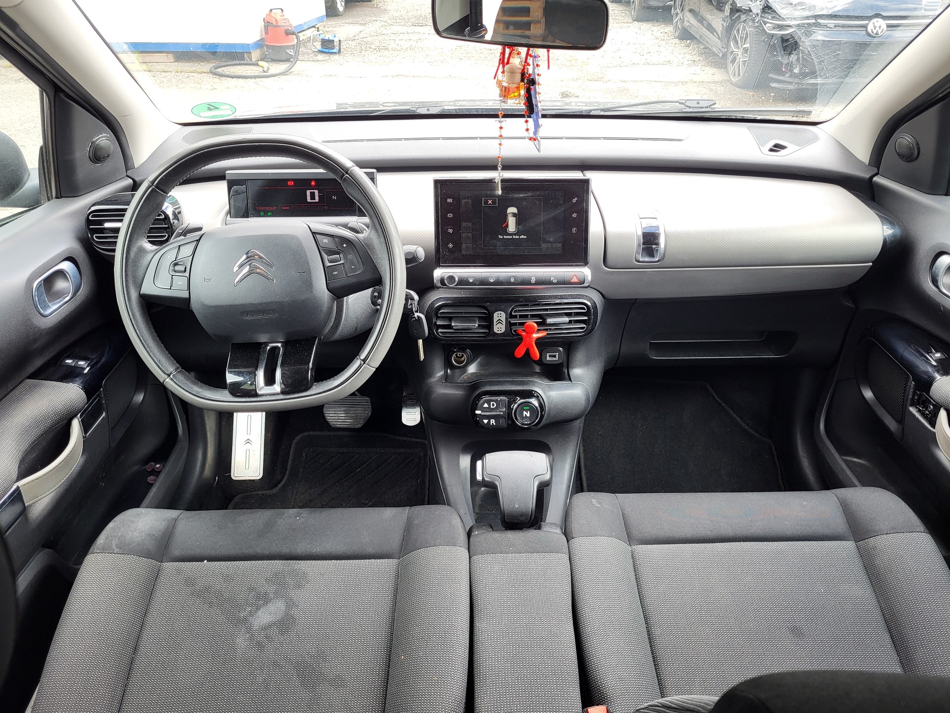 CITROEN C4 Cactus 1.6 BlueHDi Feel ETG6-image-10
