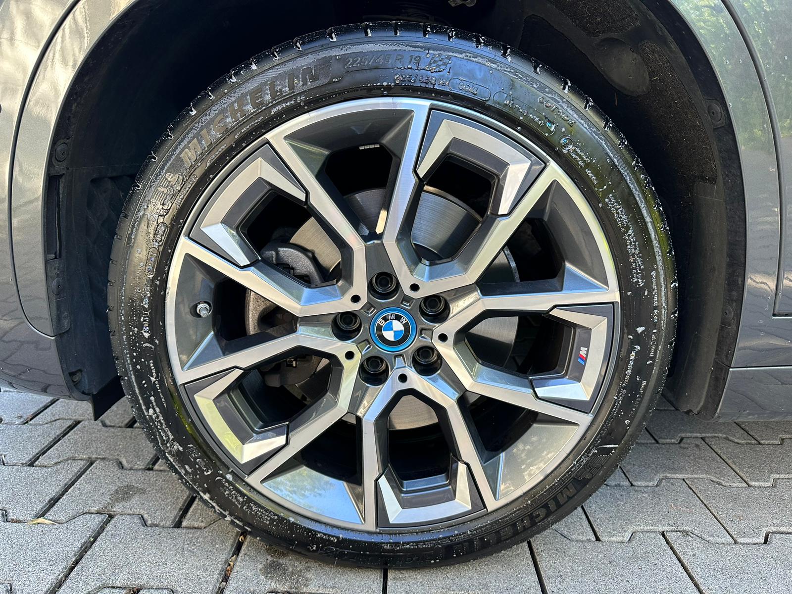BMW X1 xDrive 25e M Sport Steptronic-image-8