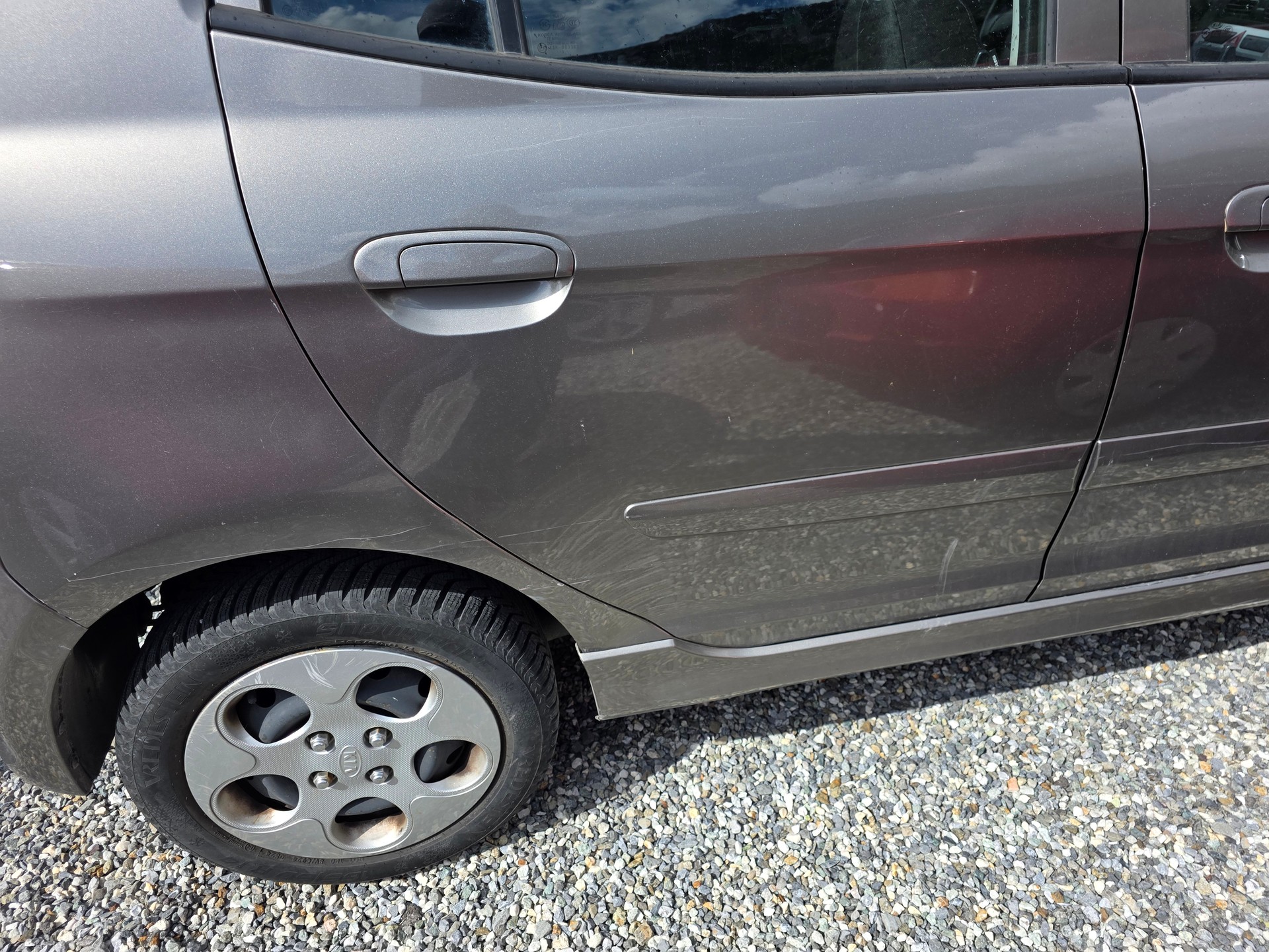 KIA Picanto 1.0 _seven-image-3