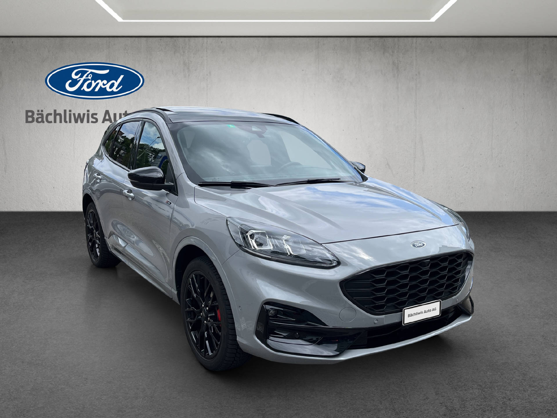 FORD Kuga 2.5 Plug-in Hybrid Graphite Tech Edition-image-6