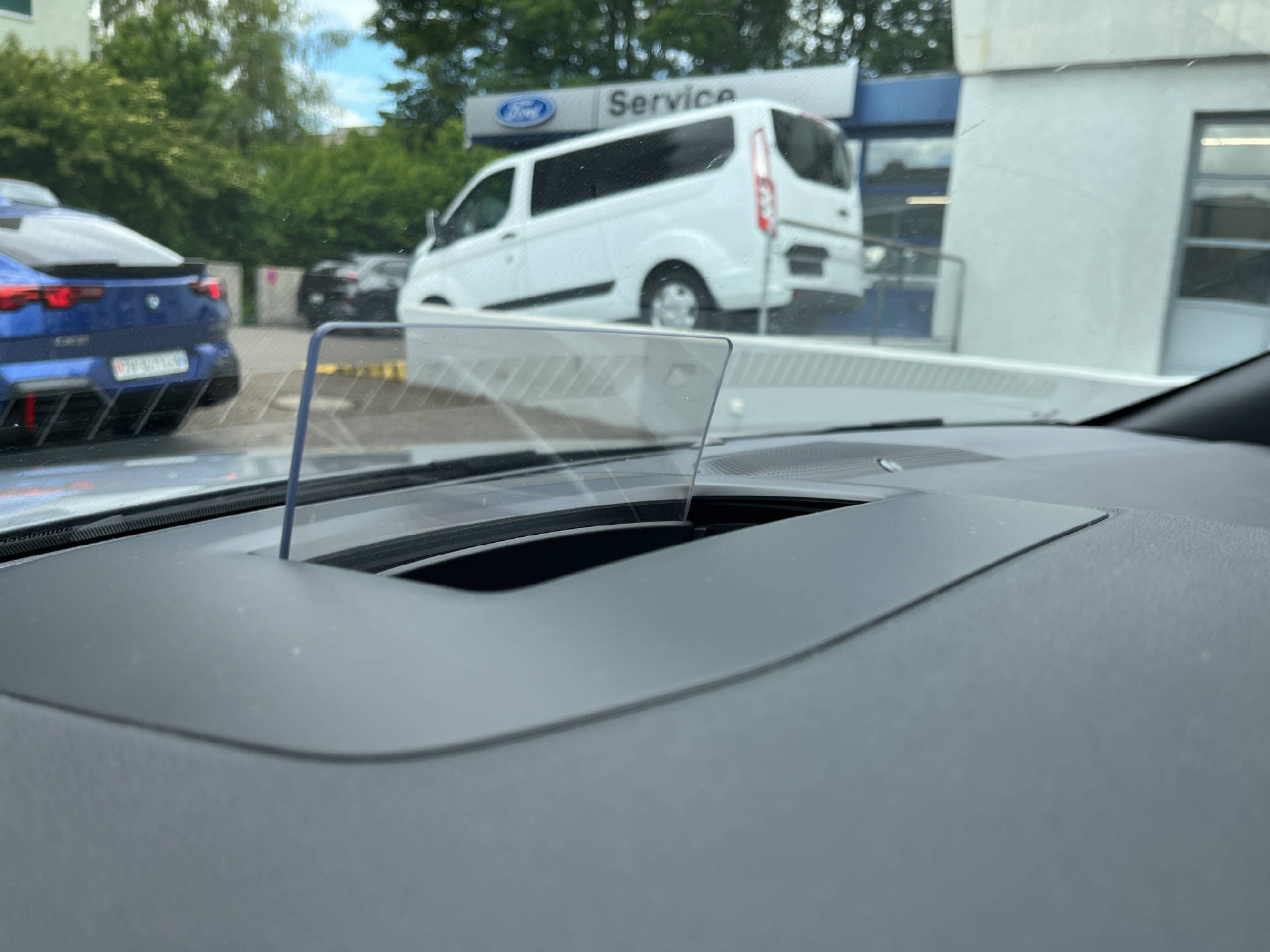FORD Kuga 2.5 Plug-in Hybrid Graphite Tech Edition-image-29