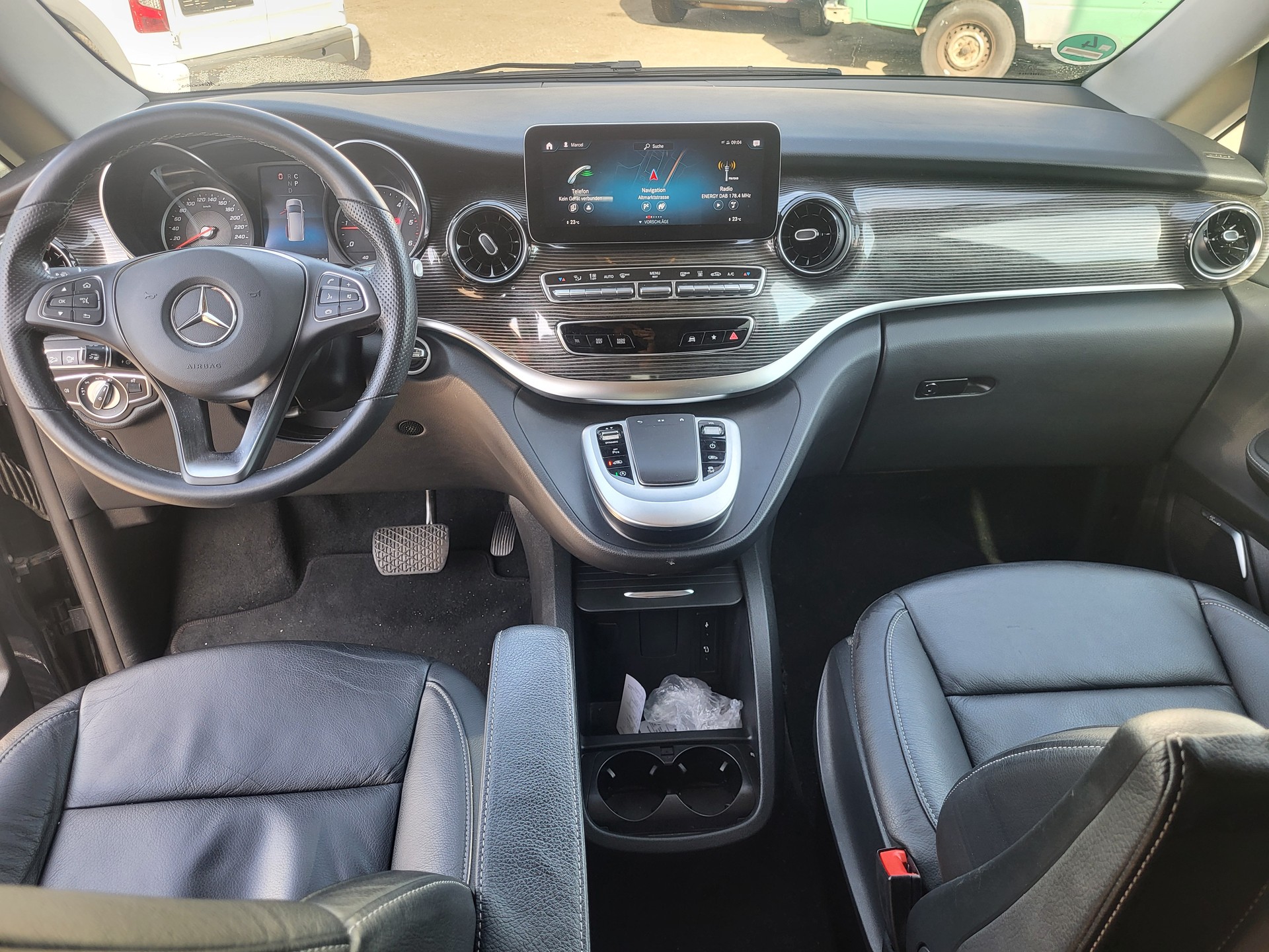 MERCEDES-BENZ V 250 d kompakt 4Matic 9G-Tronic-image-8