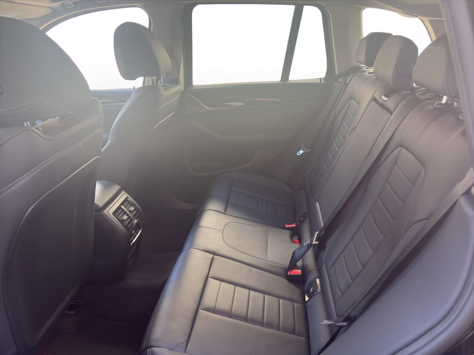 BMW X3 20i xDrive-image-13