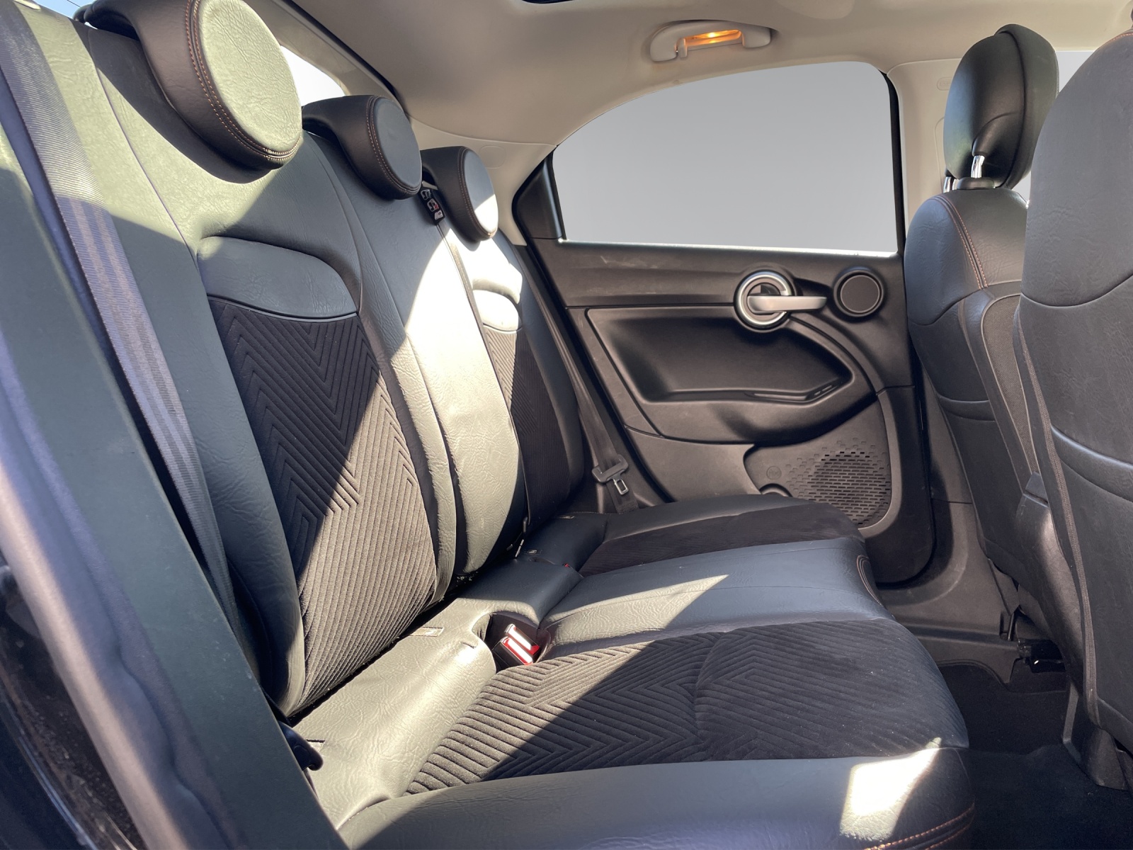 FIAT 500X 1.4T Off Road S-Design 4x4 Automatic-image-10