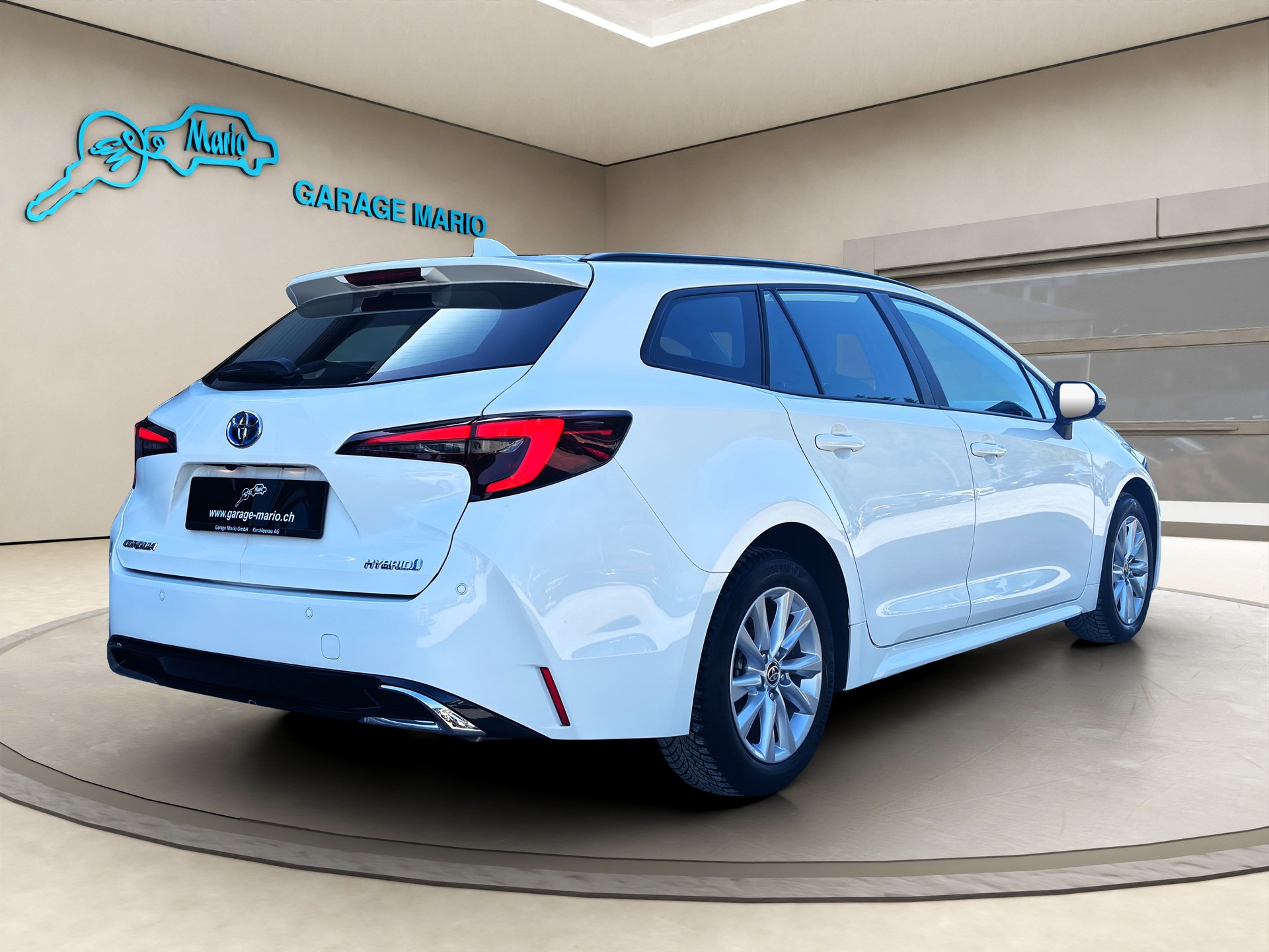 TOYOTA Corolla Touring Sports 1.8 HSD Comfort e-CVT-image-4