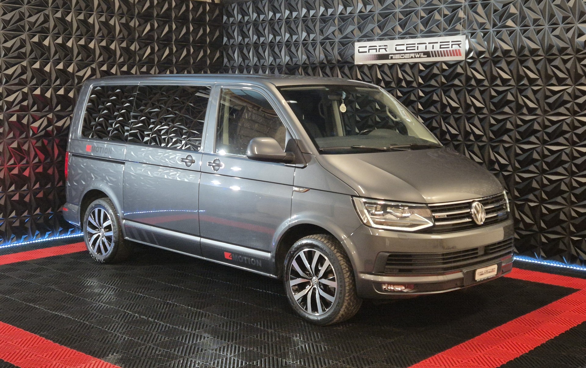 VW T6 Multivan 2.0 Bi-TDI Comfortline 4Motion DSG-showroom-element-2