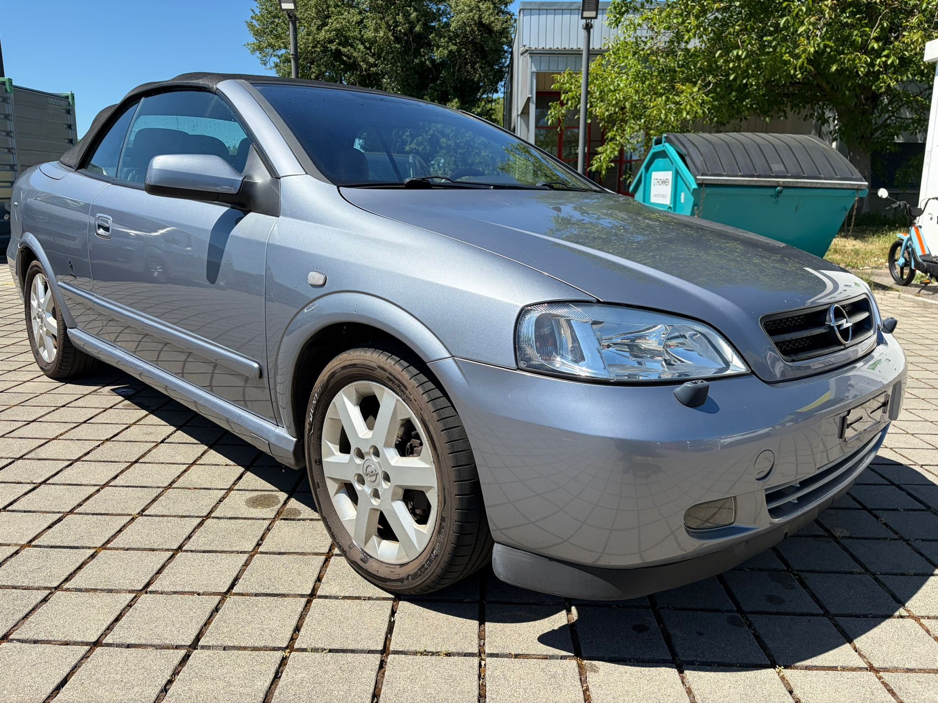 OPEL Astra Cabriolet 2.2i 16V