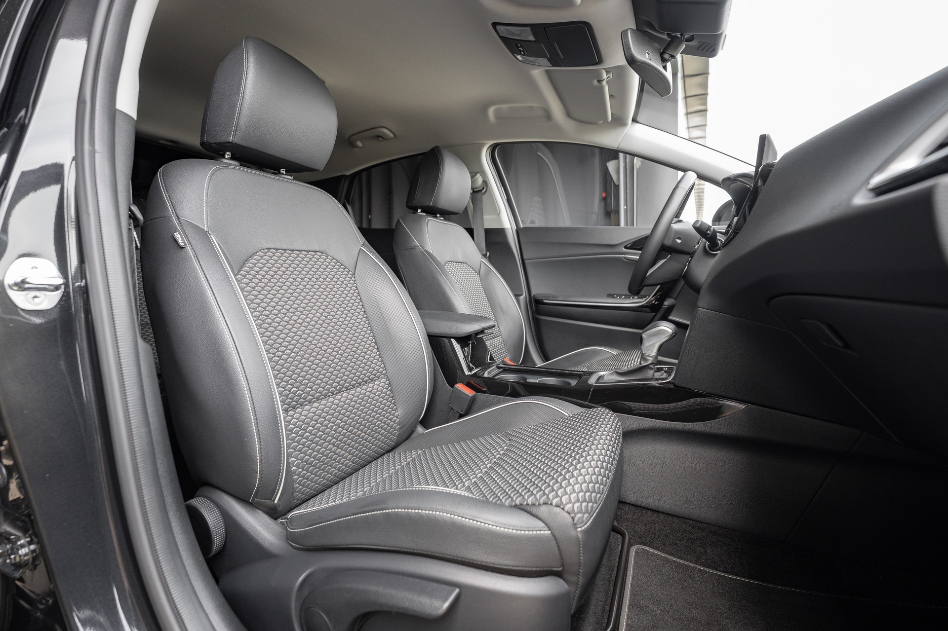 KIA XCeed 1.5 T-GDi DCT-image-10